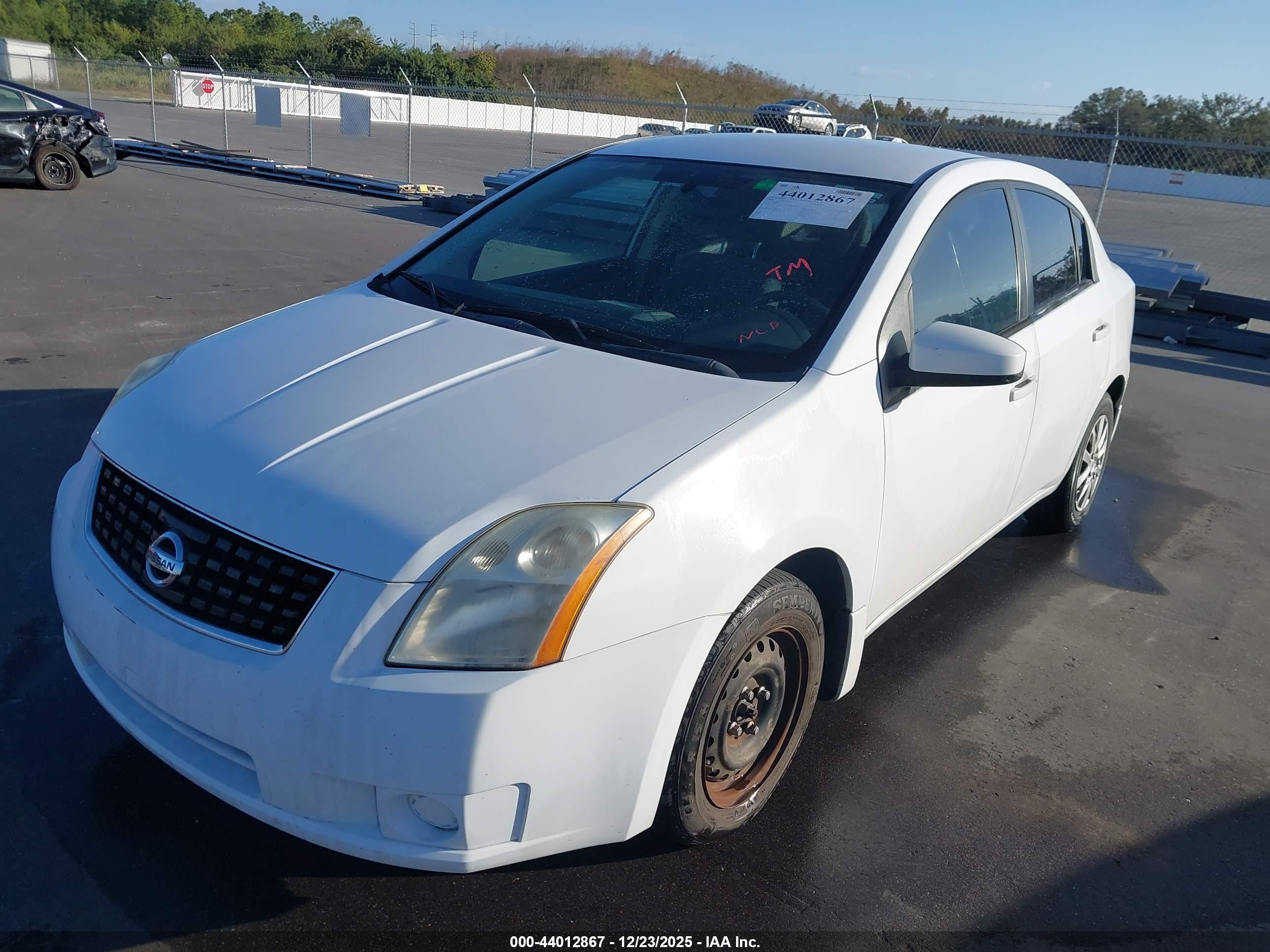 NISSAN SENTRA image 6