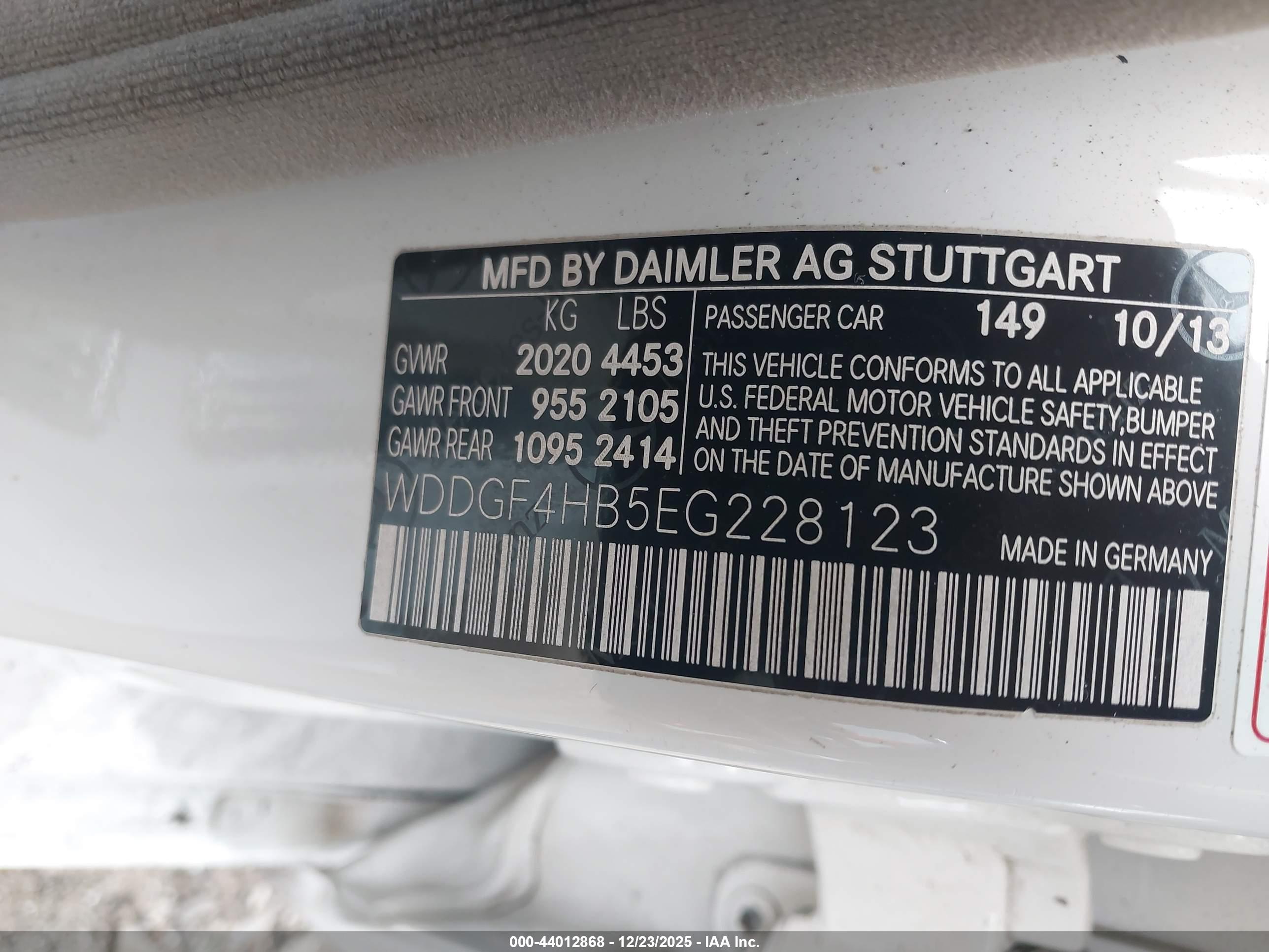 MERCEDES-BENZ C-CLASS image 9