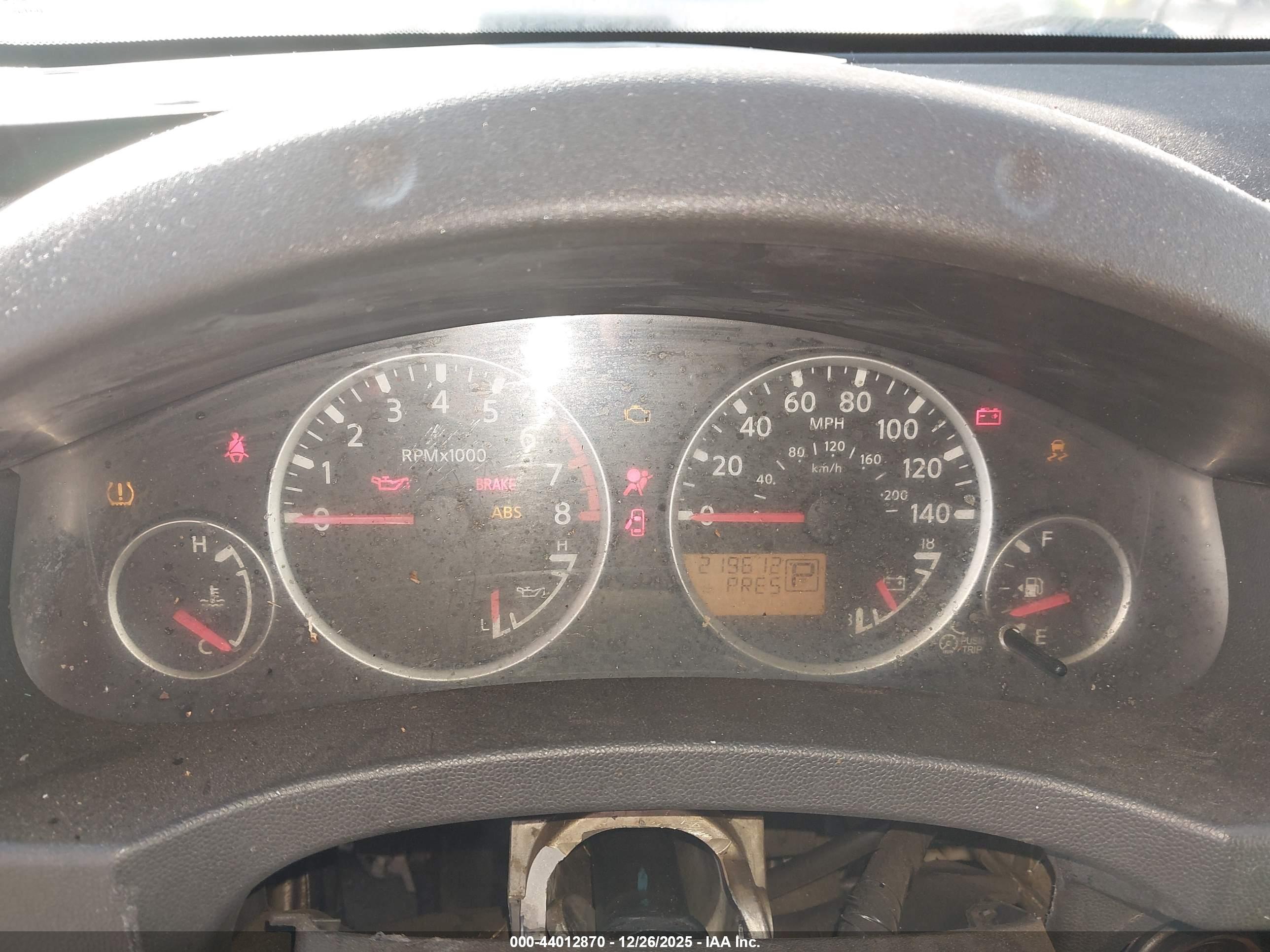 NISSAN PATHFINDER image 7
