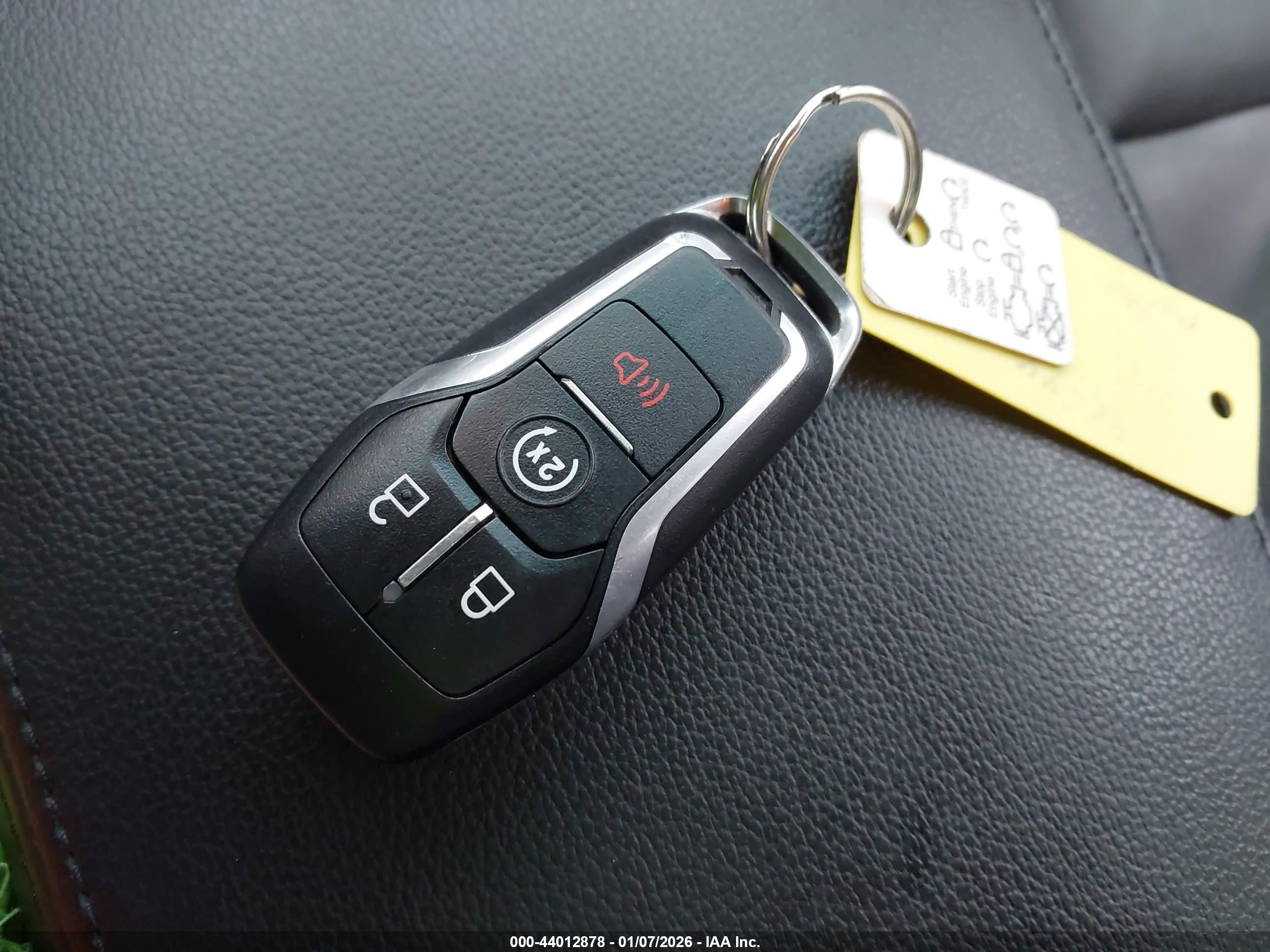 FORD EXPLORER image 11