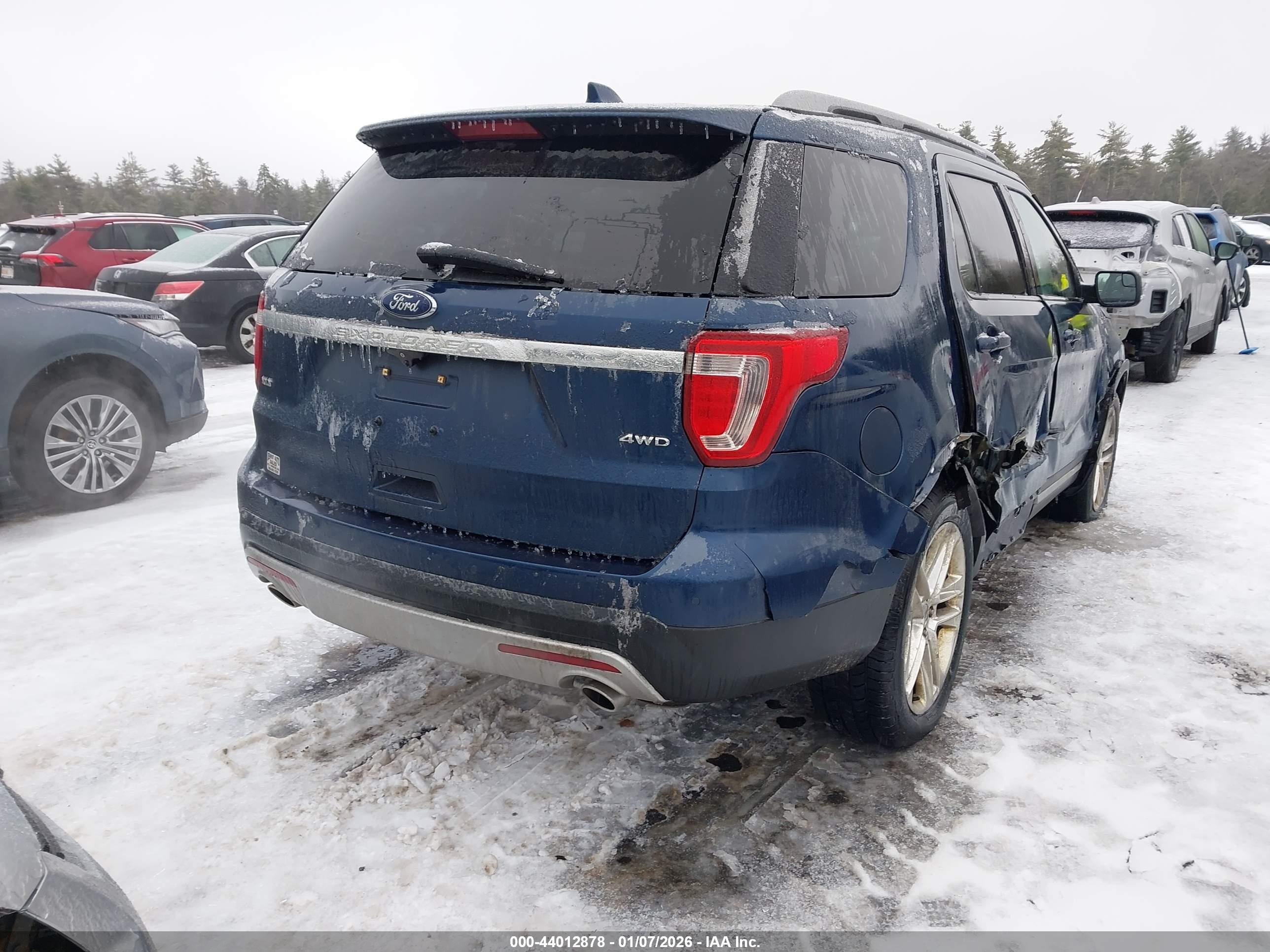 FORD EXPLORER image 4