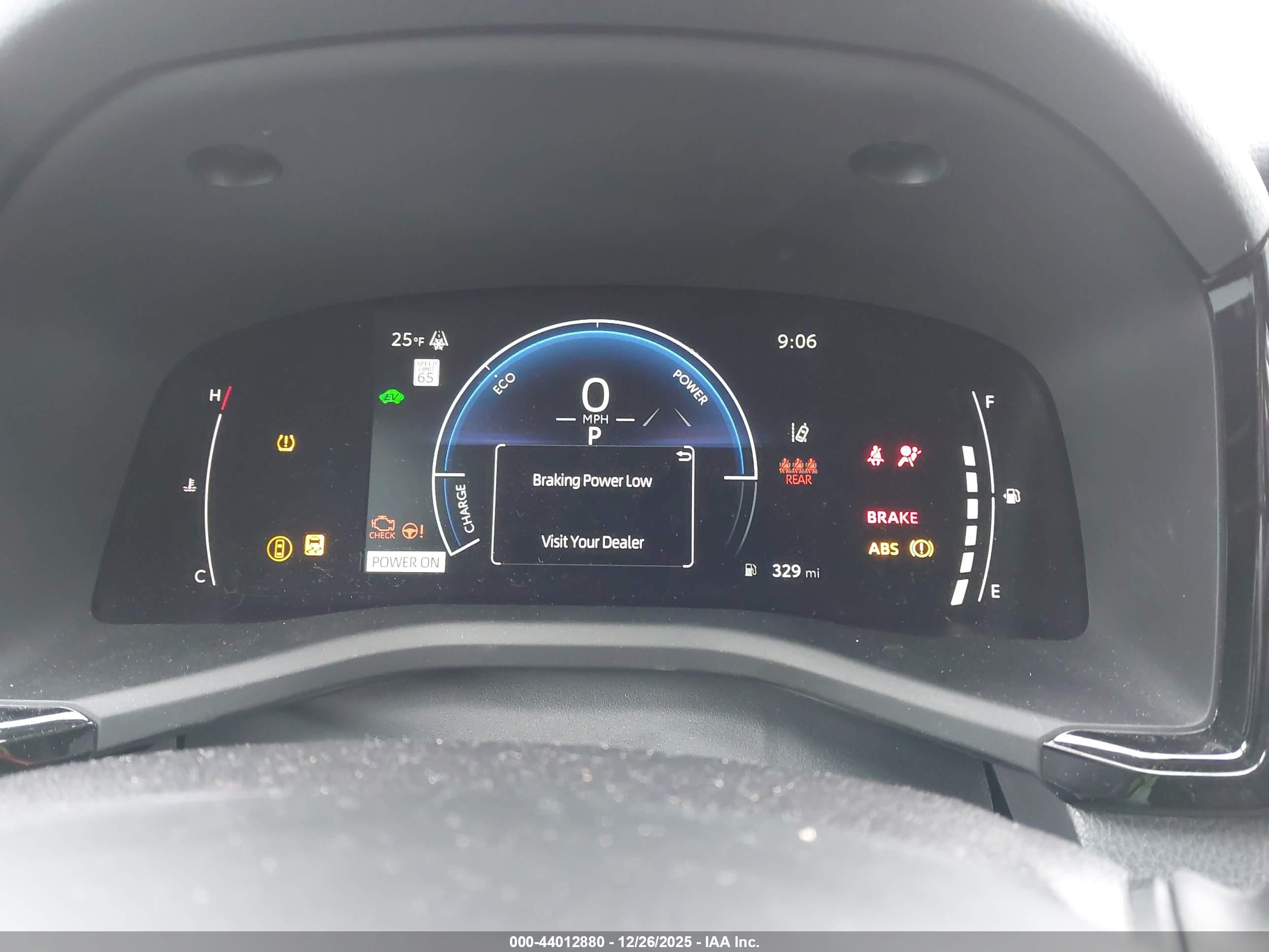 TOYOTA CAMRY image 7