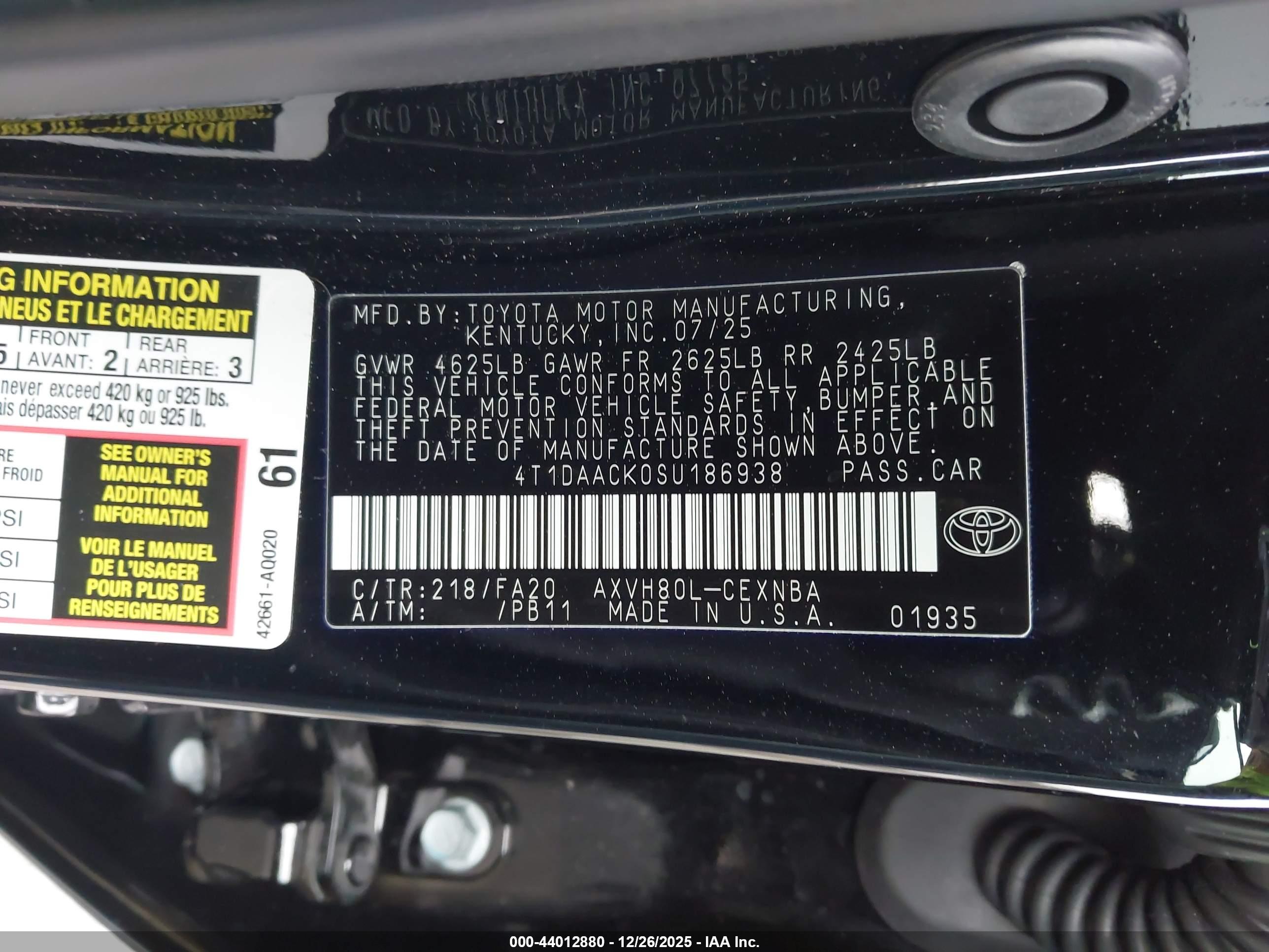 TOYOTA CAMRY image 9