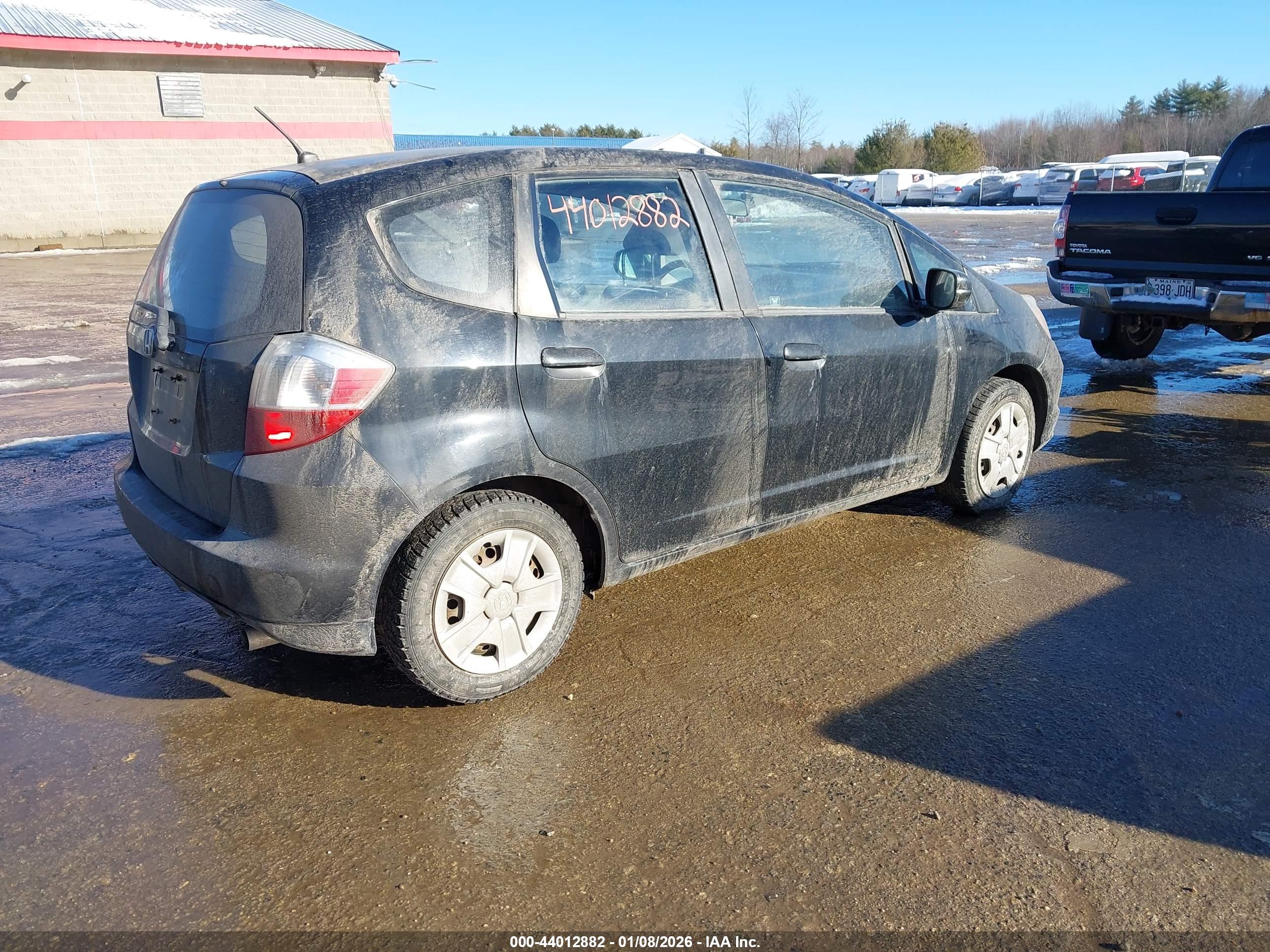 HONDA FIT image 4