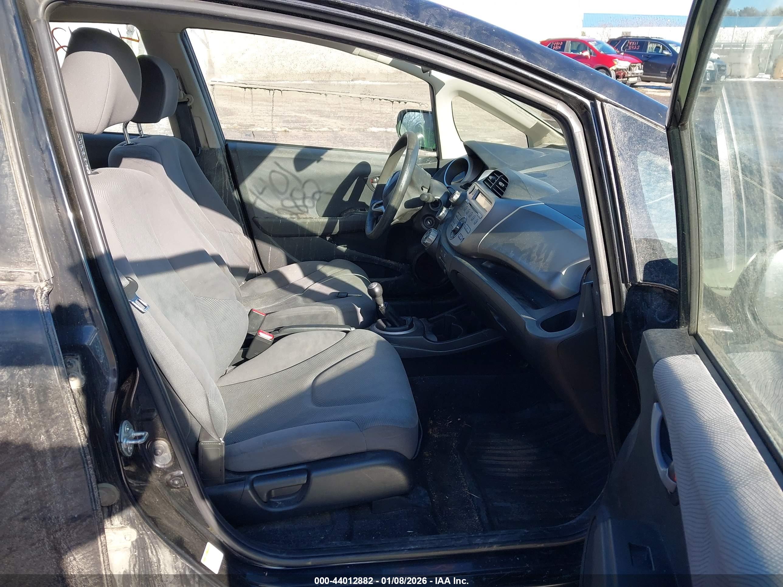 HONDA FIT image 5