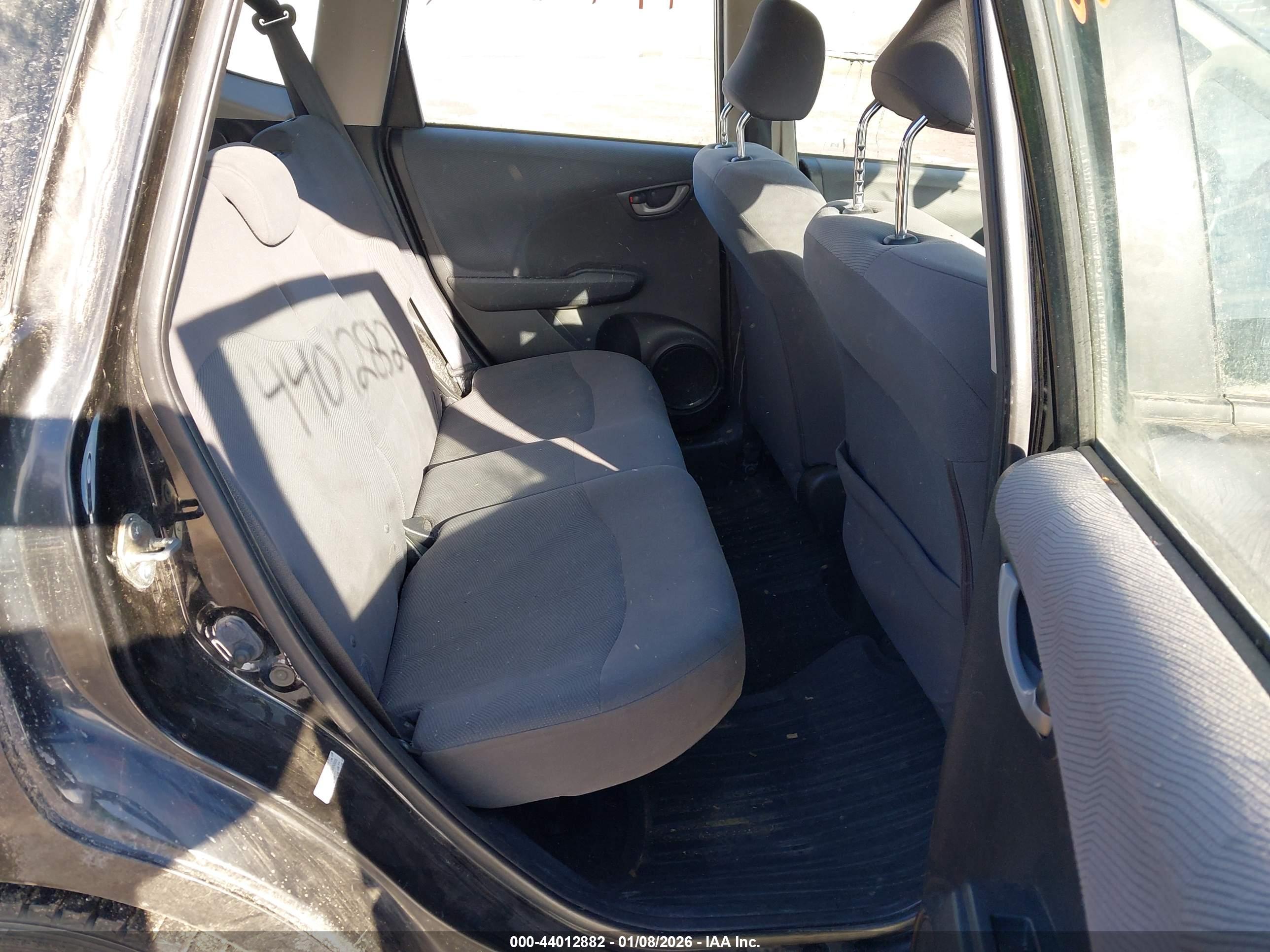 HONDA FIT image 8