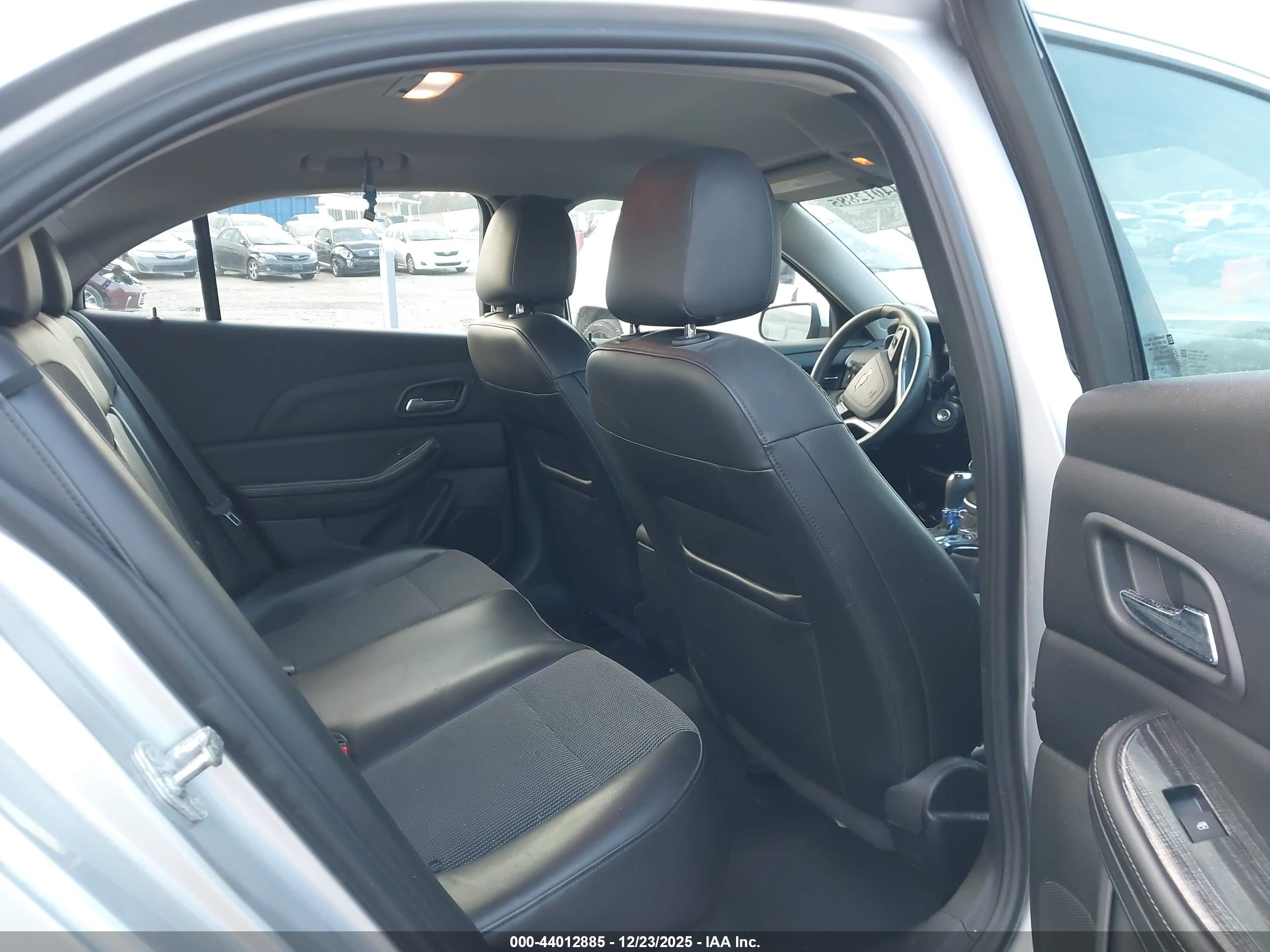 CHEVROLET MALIBU image 8