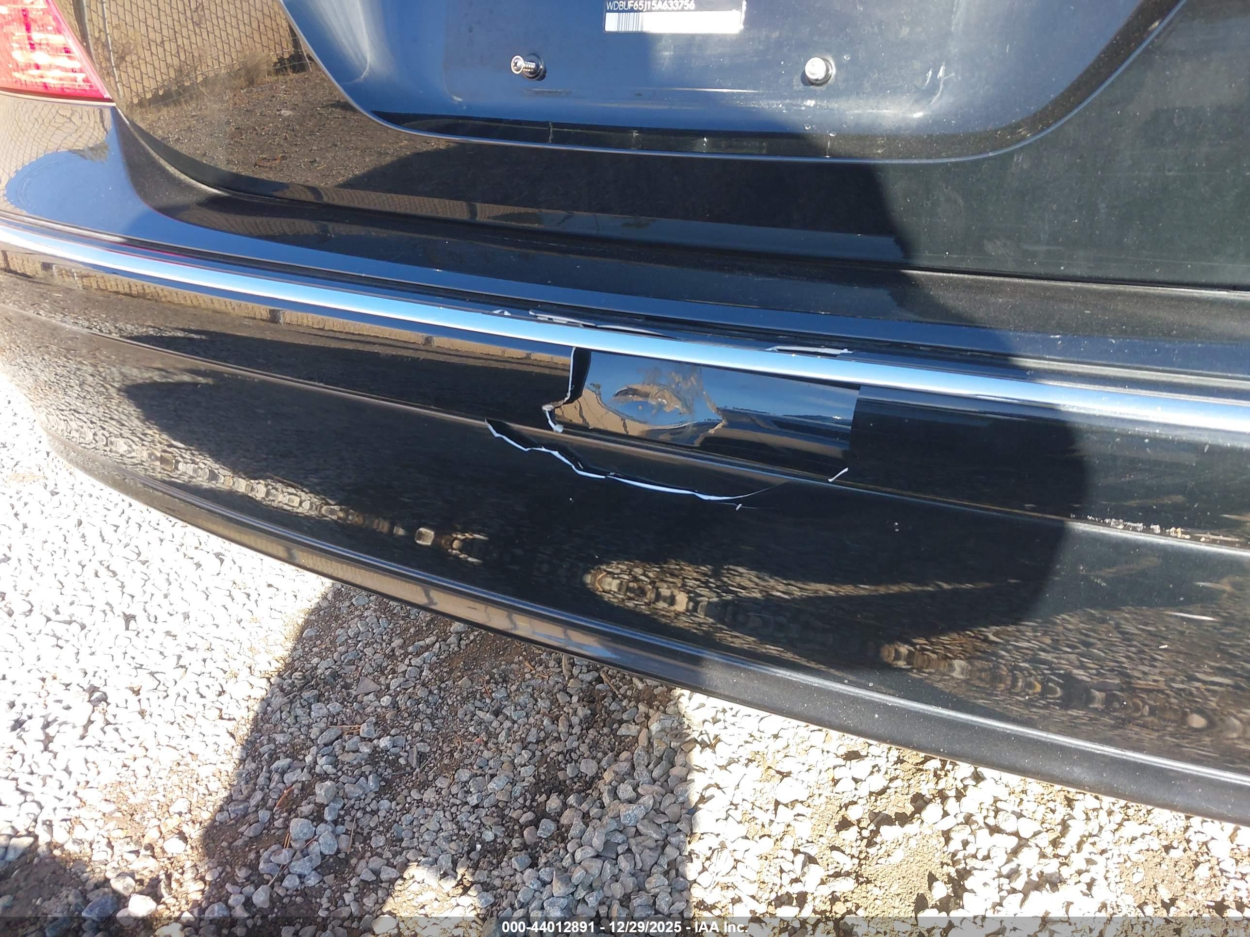 MERCEDES-BENZ E image 6