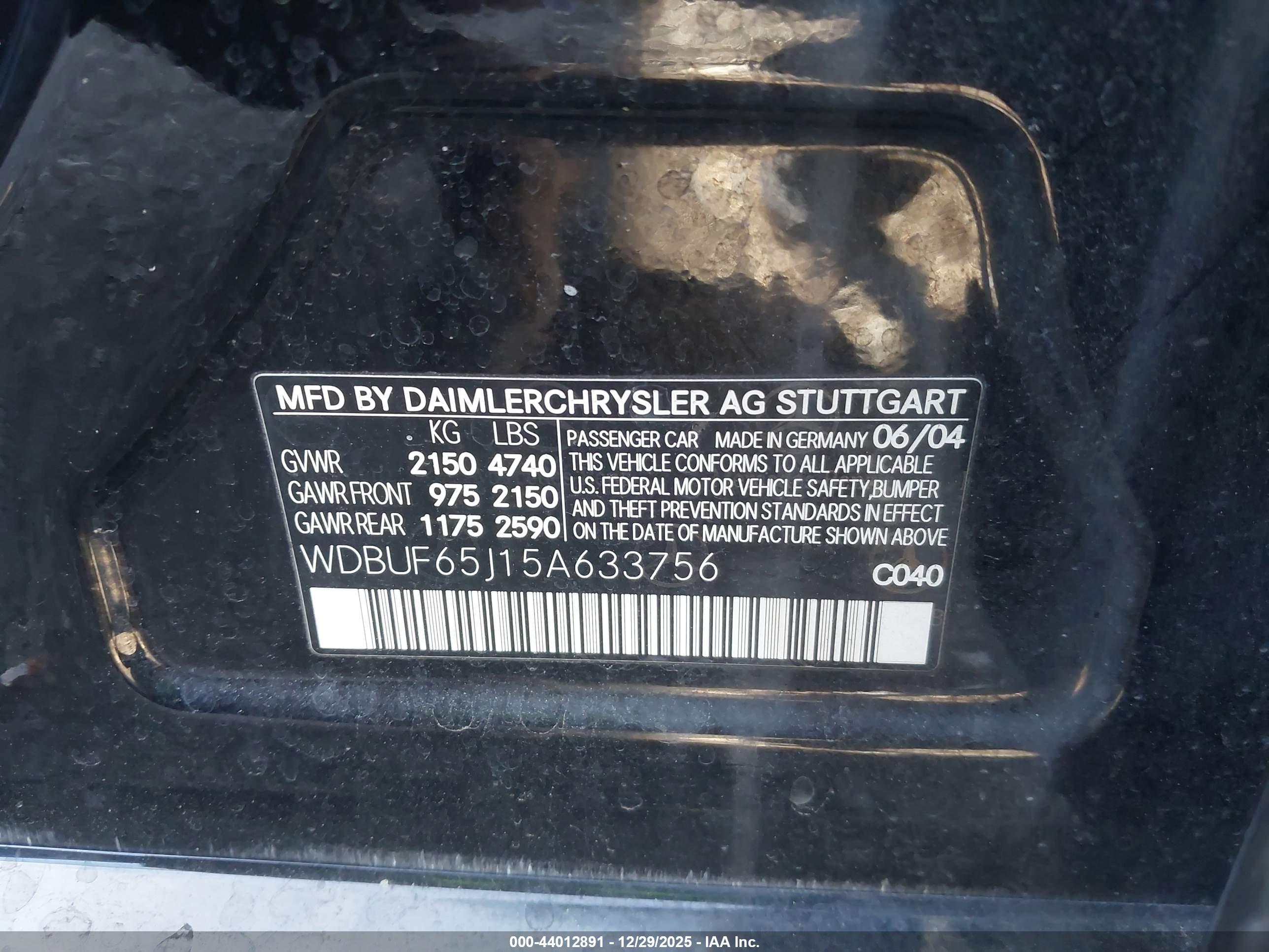 MERCEDES-BENZ E image 9