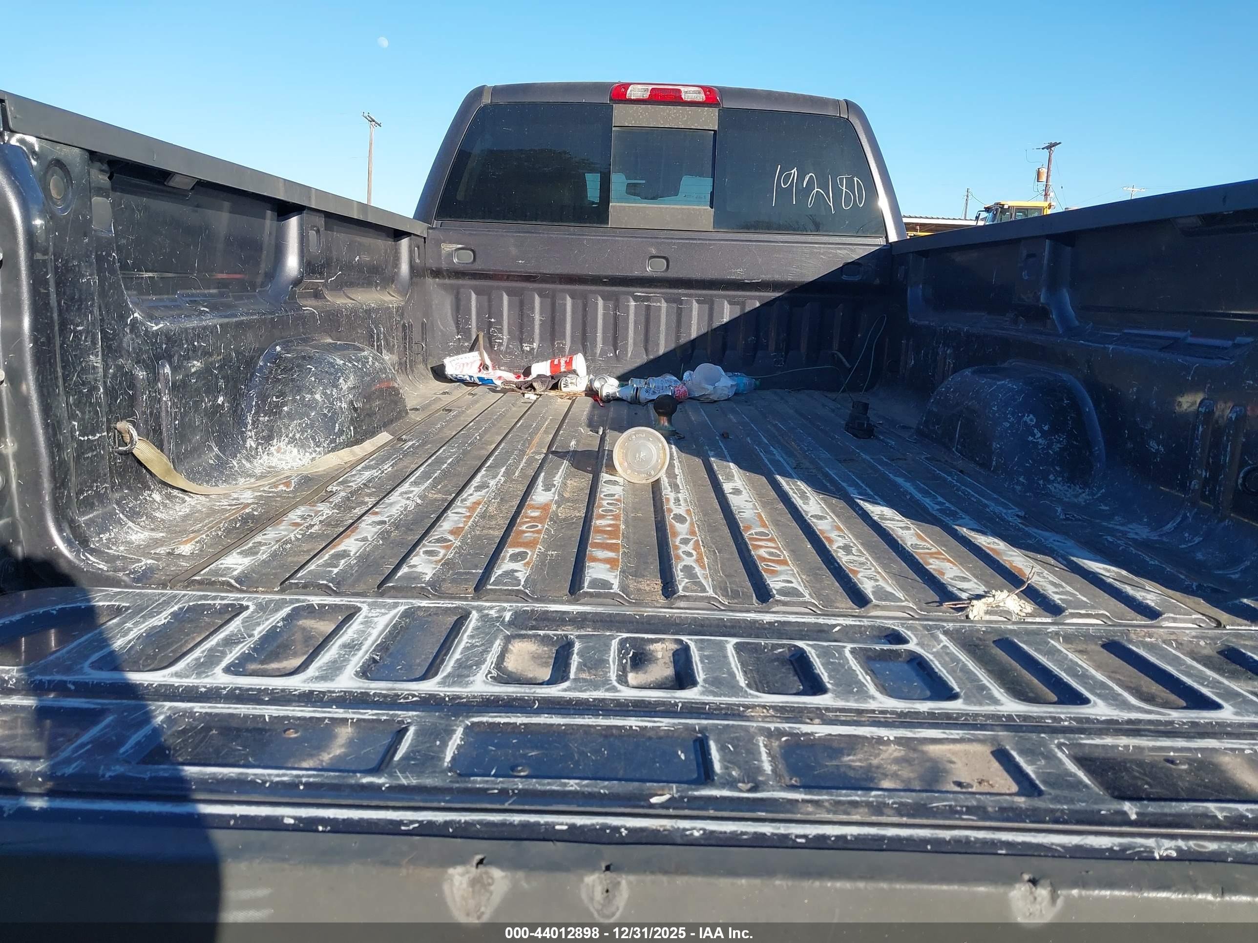 CHEVROLET SILVERADO image 7