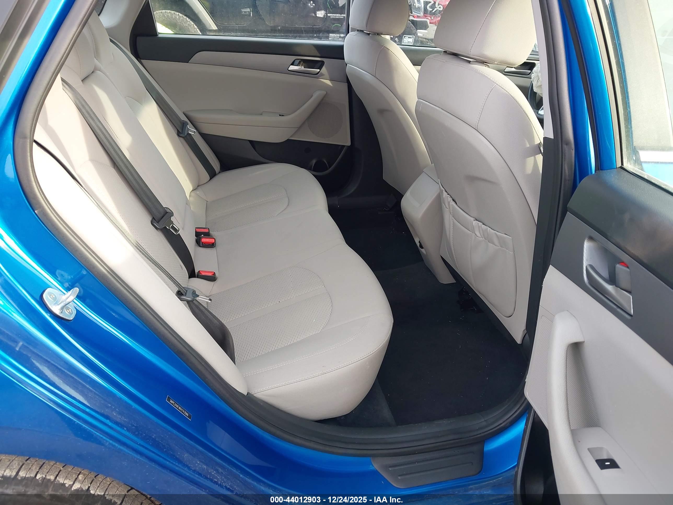 HYUNDAI SONATA image 8
