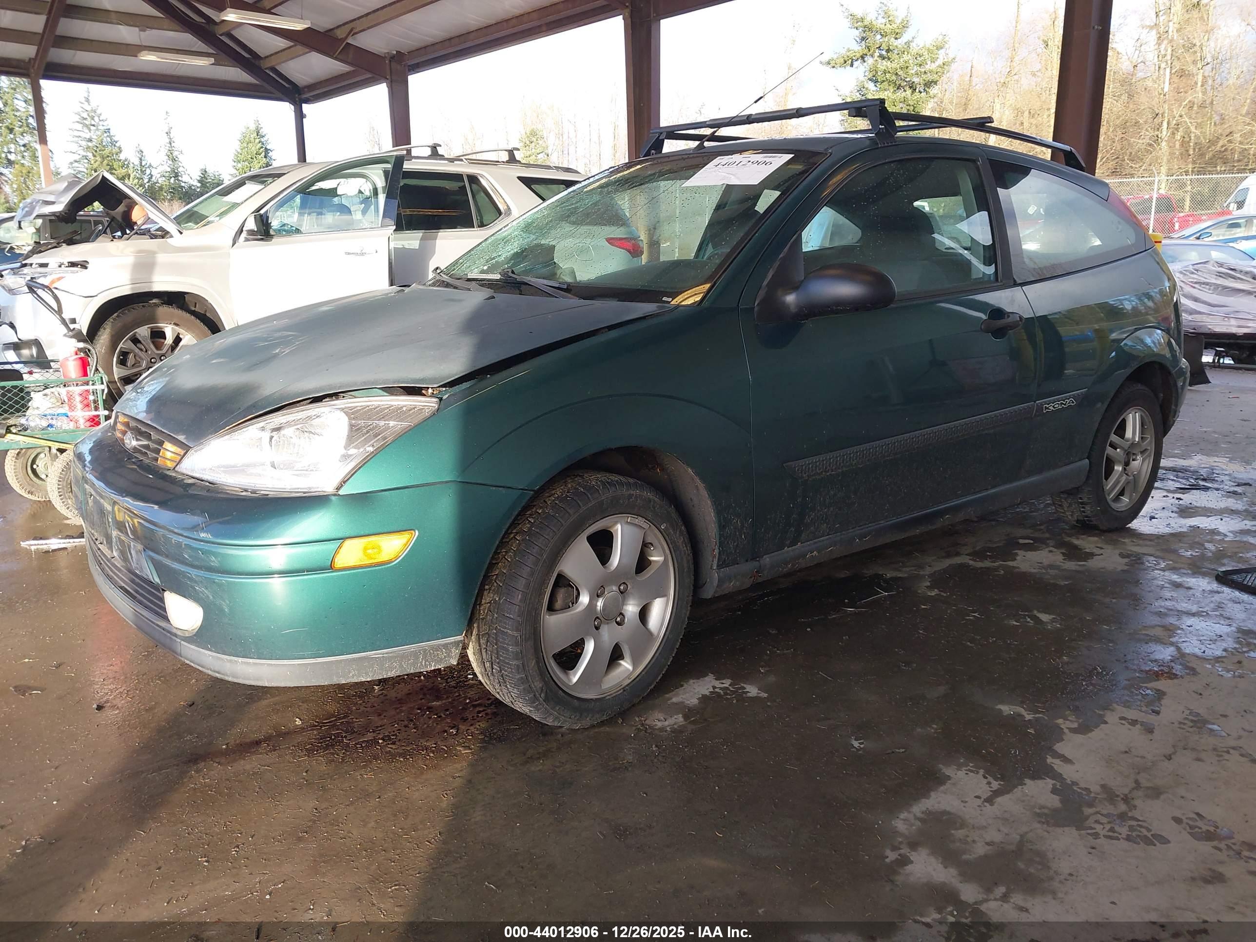 FORD FOCUS image 2