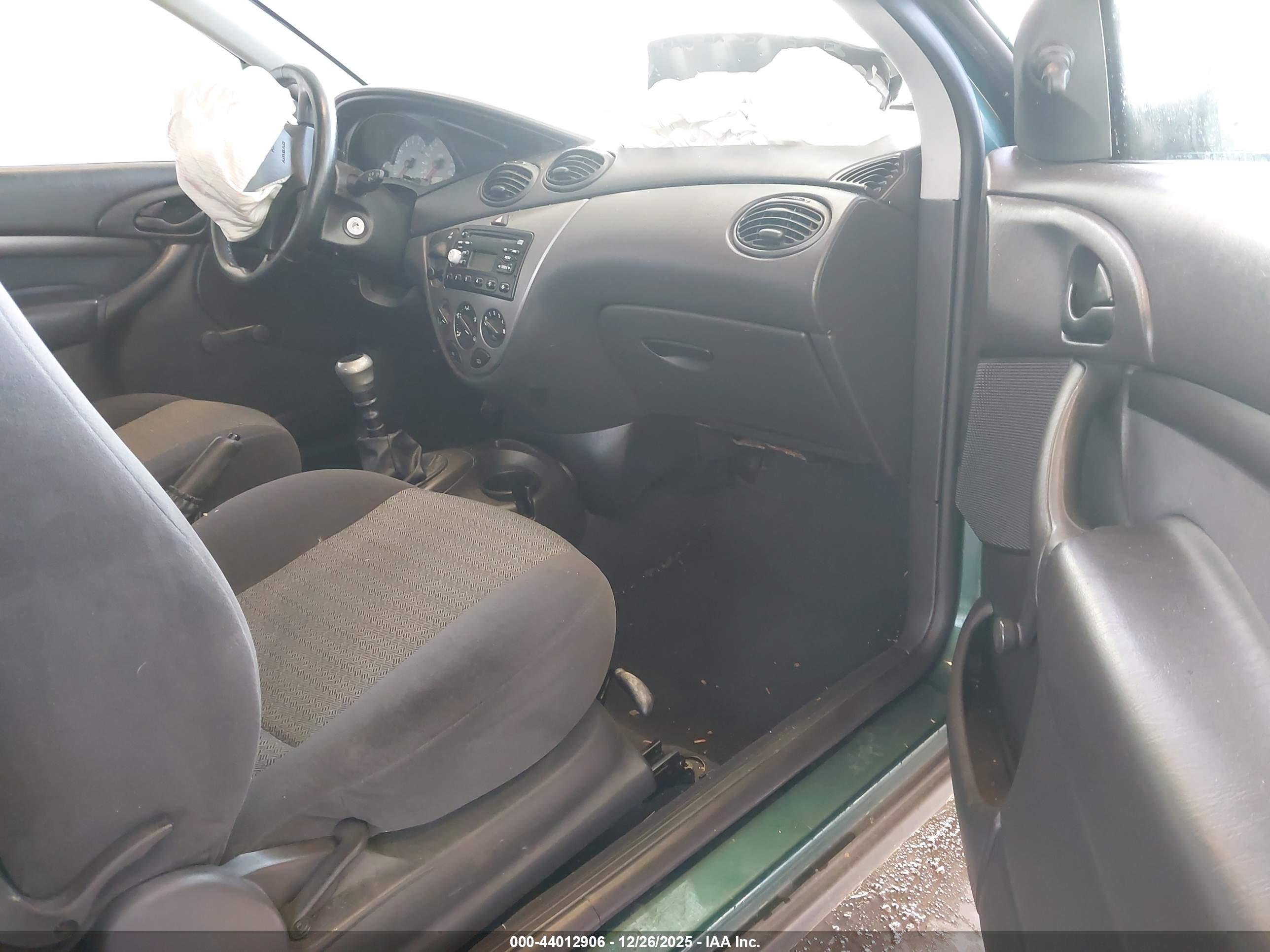 FORD FOCUS image 5