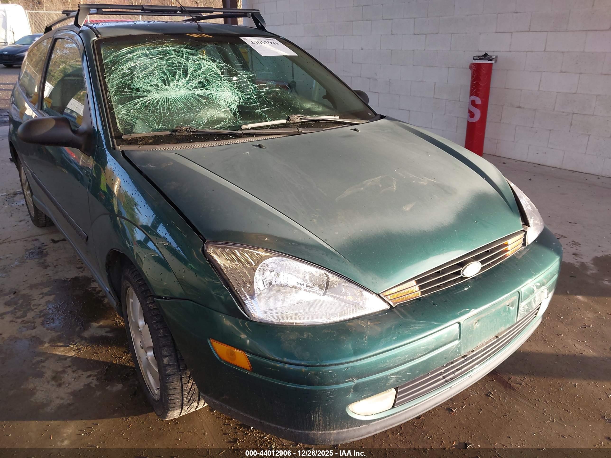 FORD FOCUS image 6