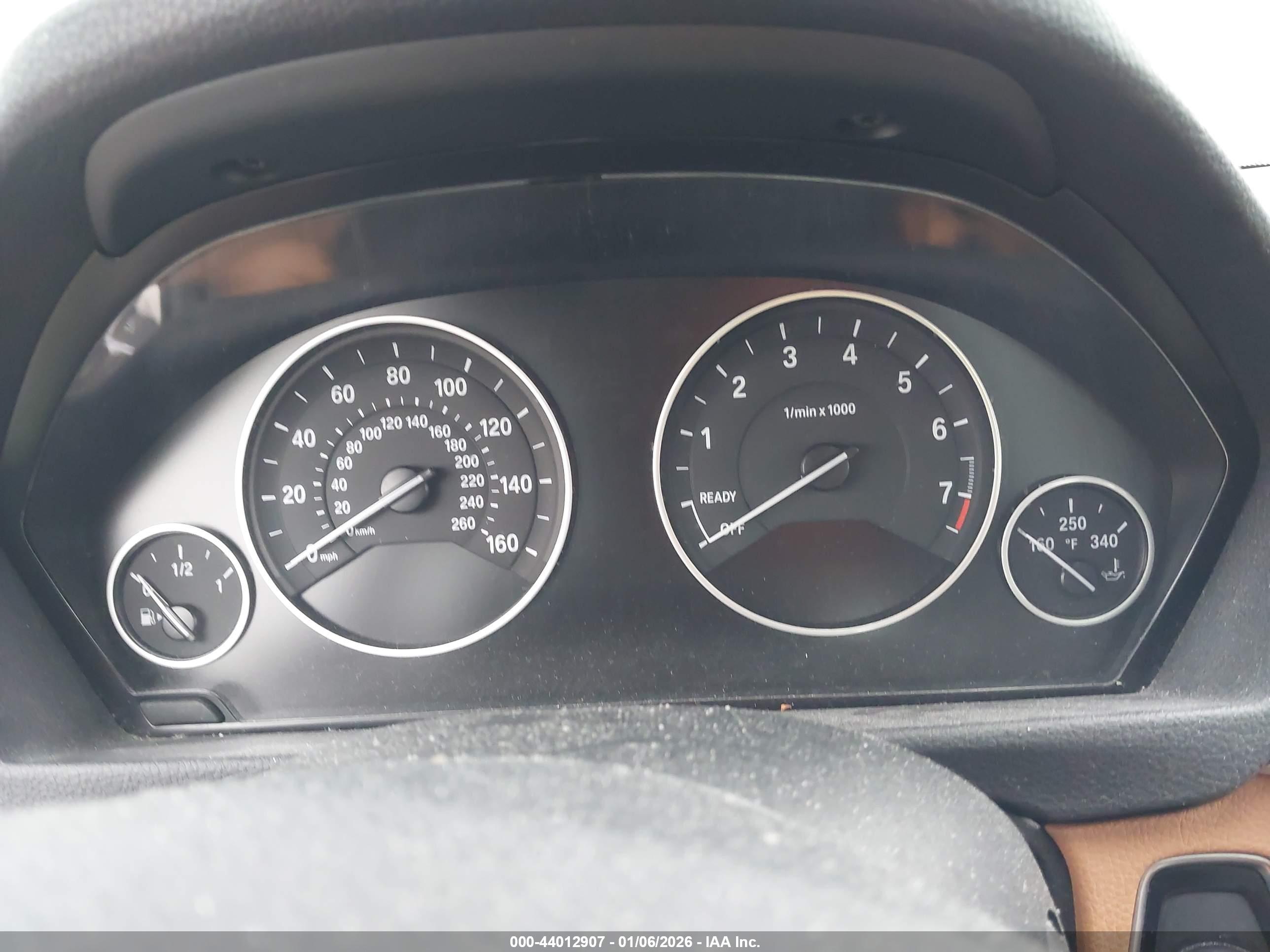 BMW 330E image 7