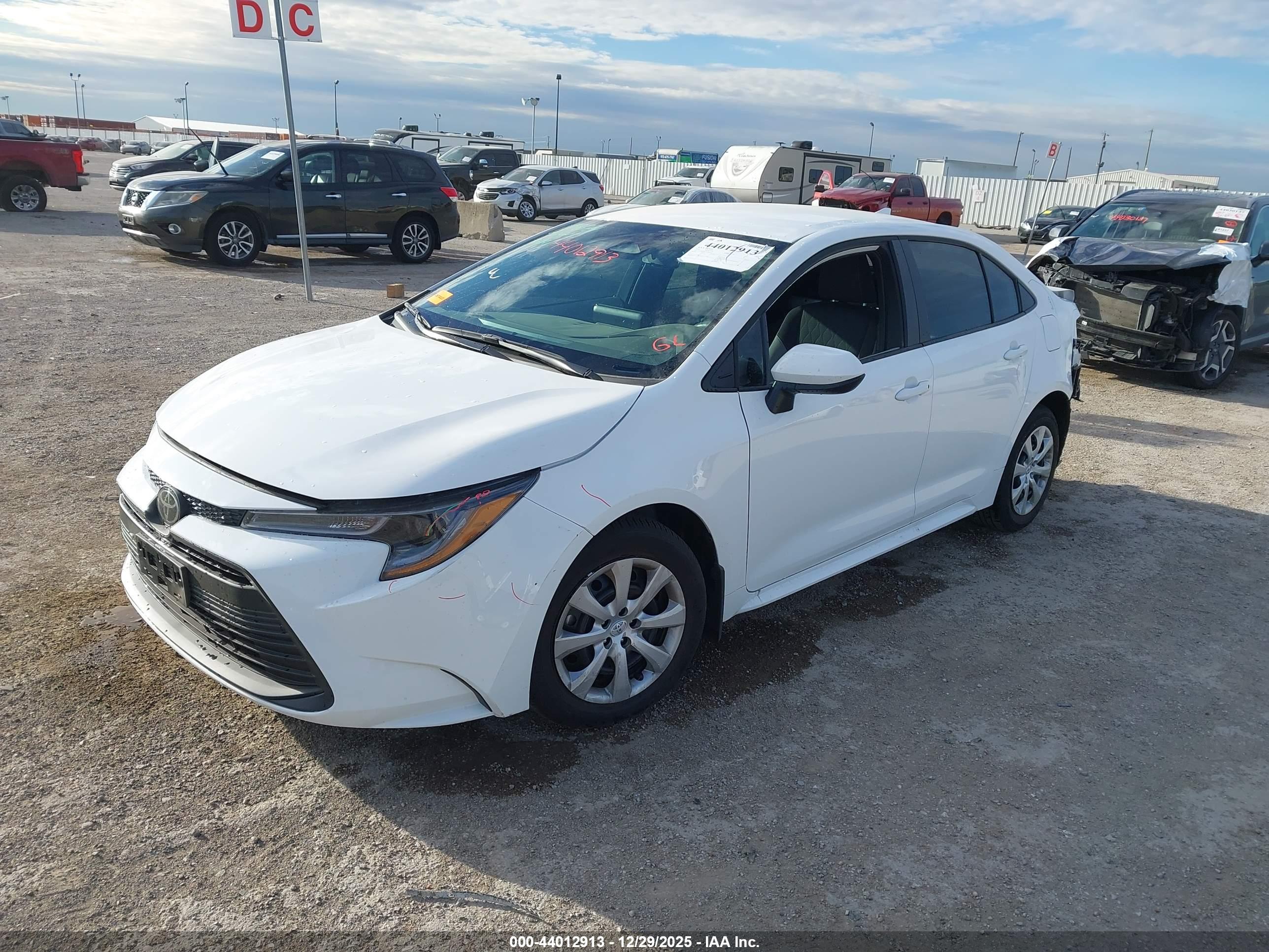 TOYOTA COROLLA image 2