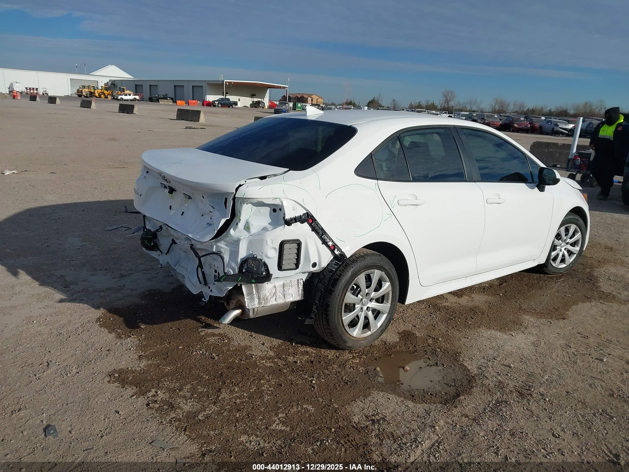 TOYOTA COROLLA image 4