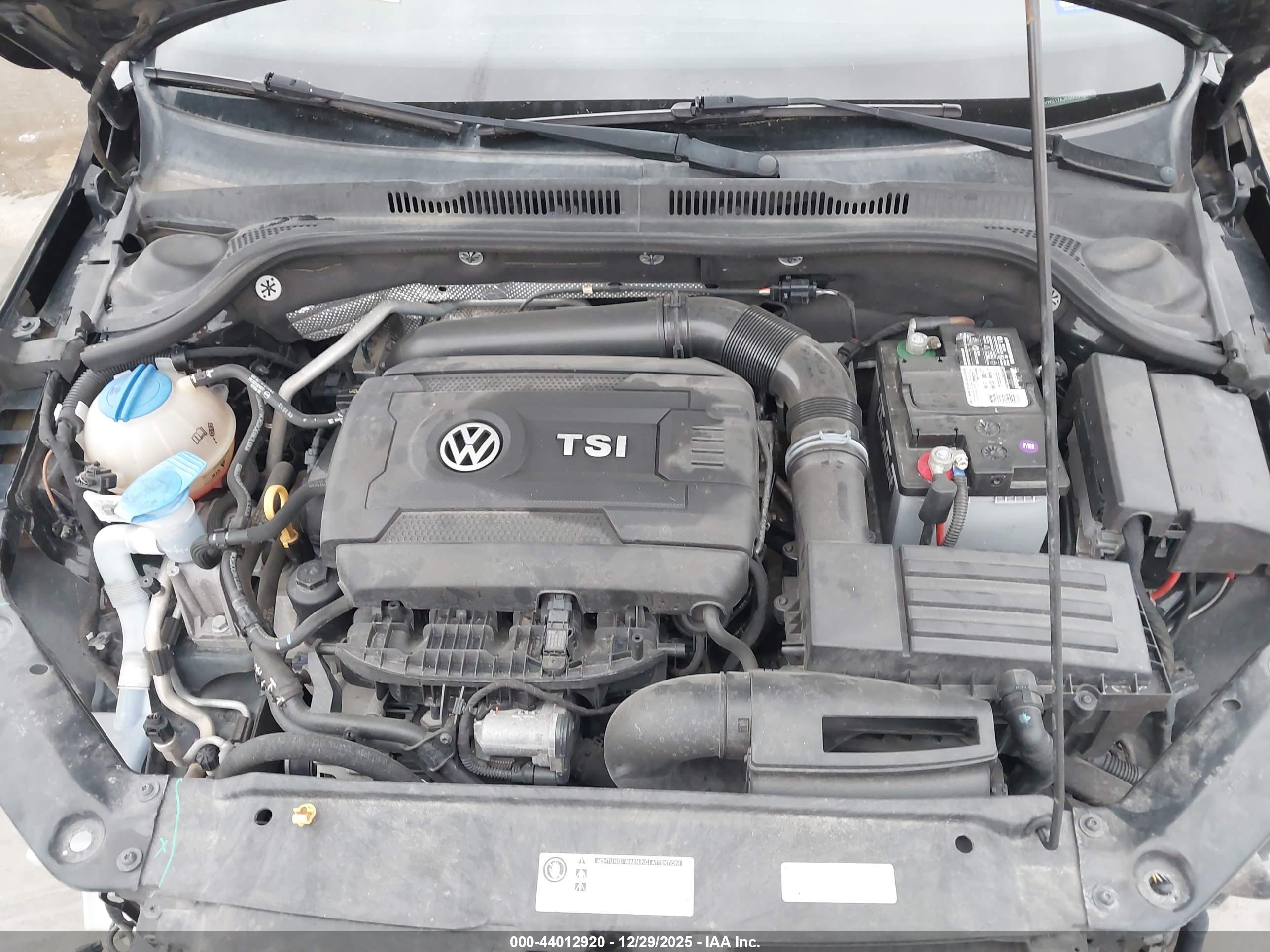 VOLKSWAGEN JETTA image 10