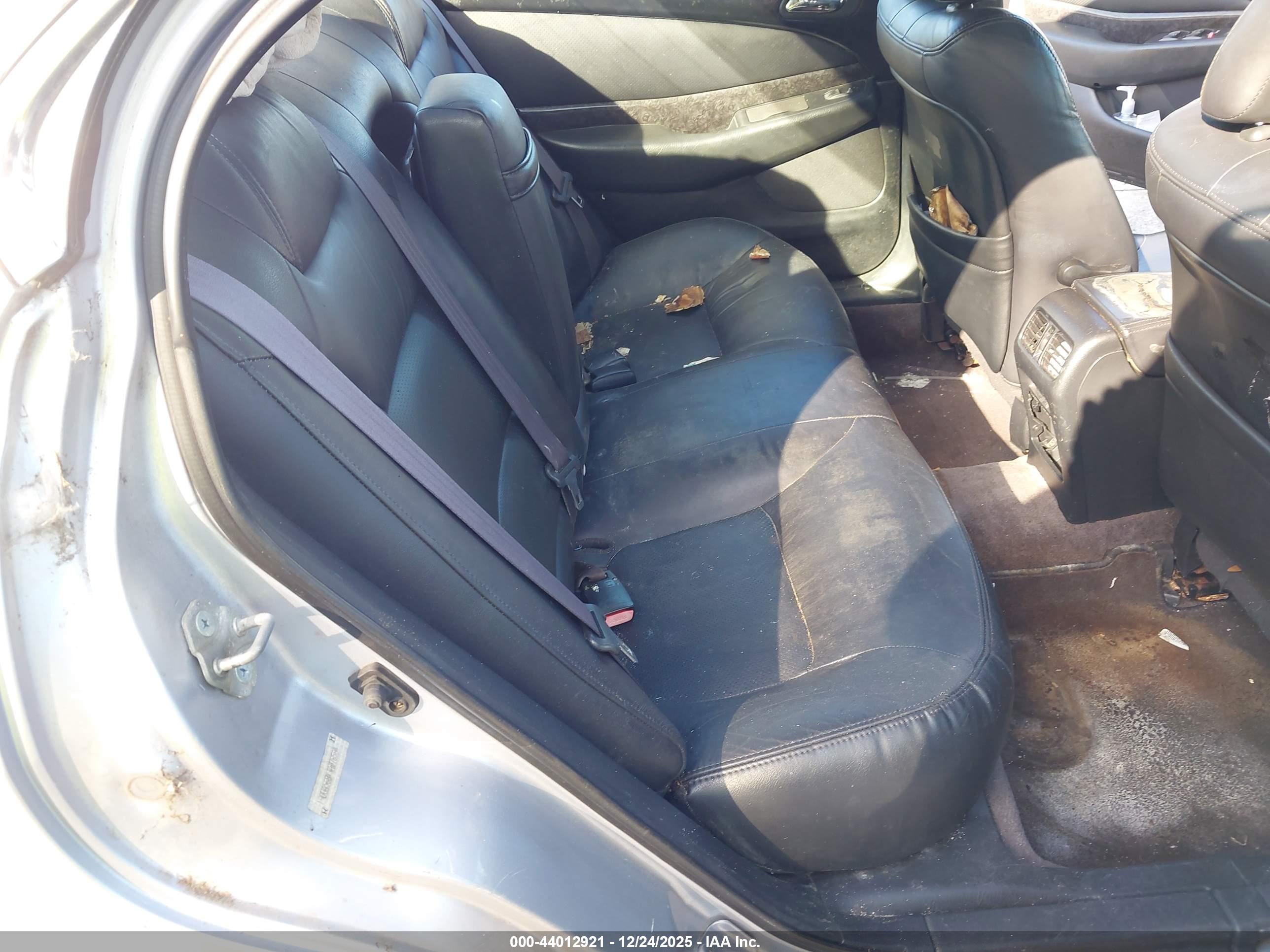 ACURA TL image 8