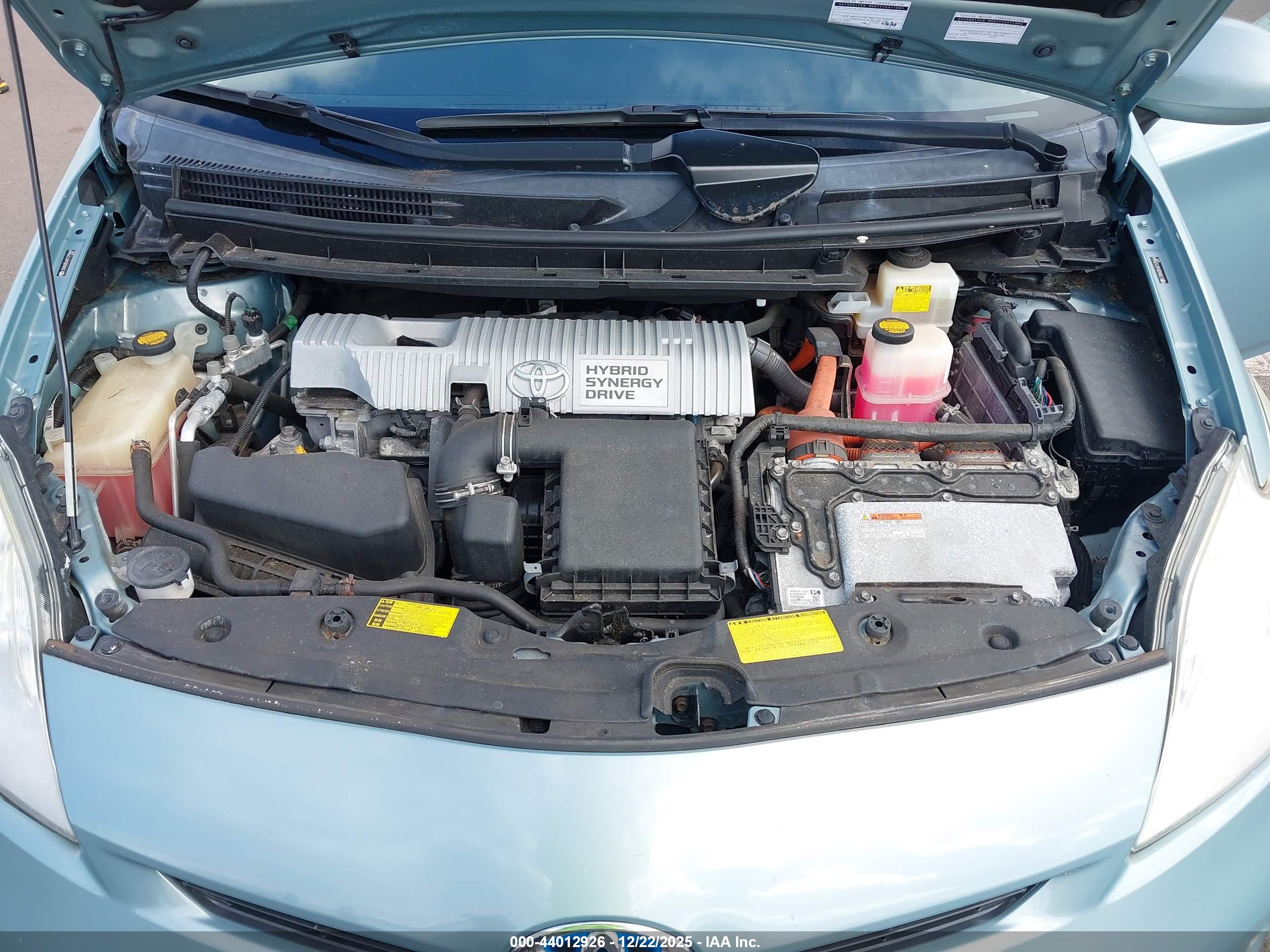 TOYOTA PRIUS image 10