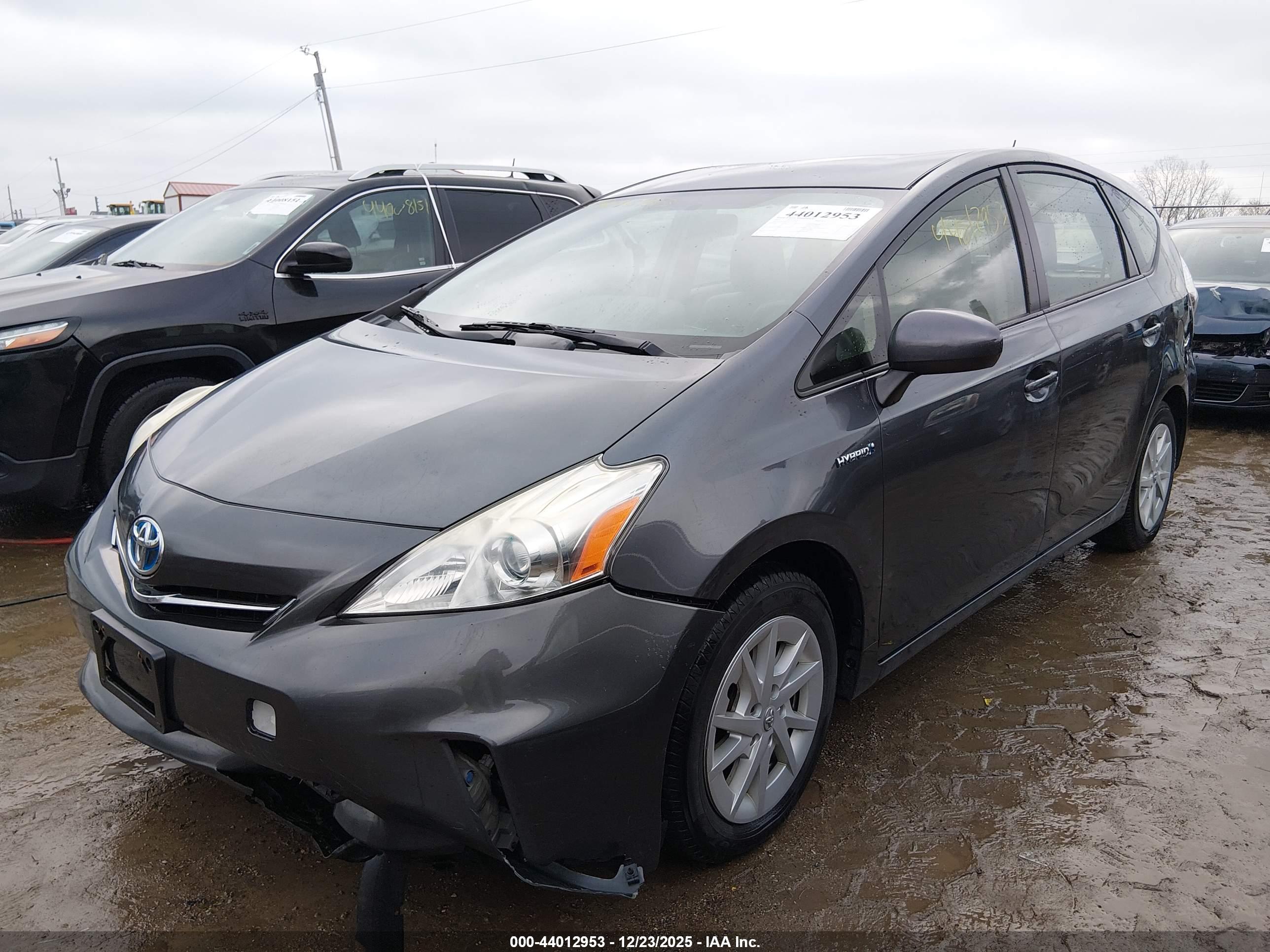 TOYOTA PRIUS image 2