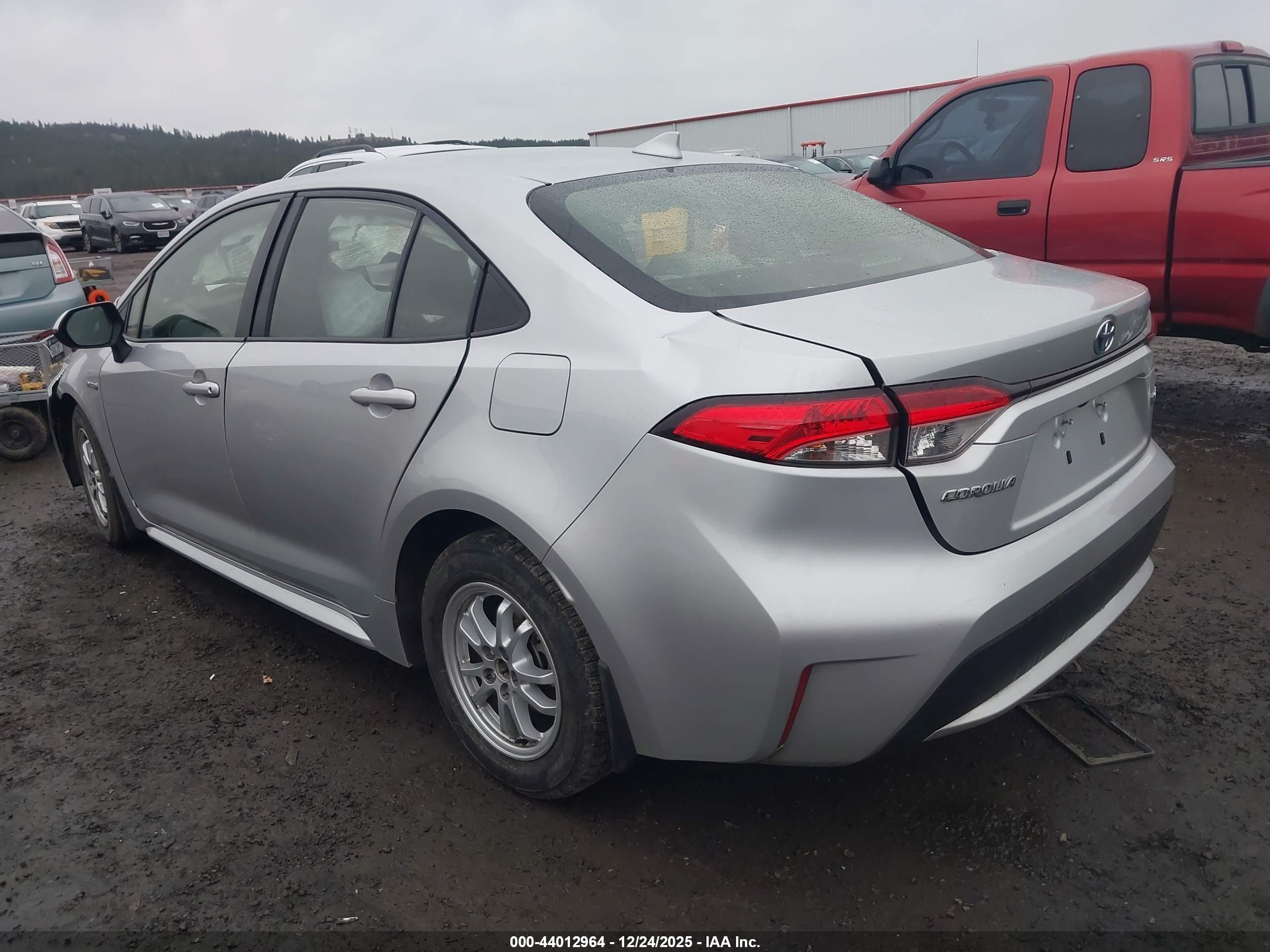 TOYOTA COROLLA image 3