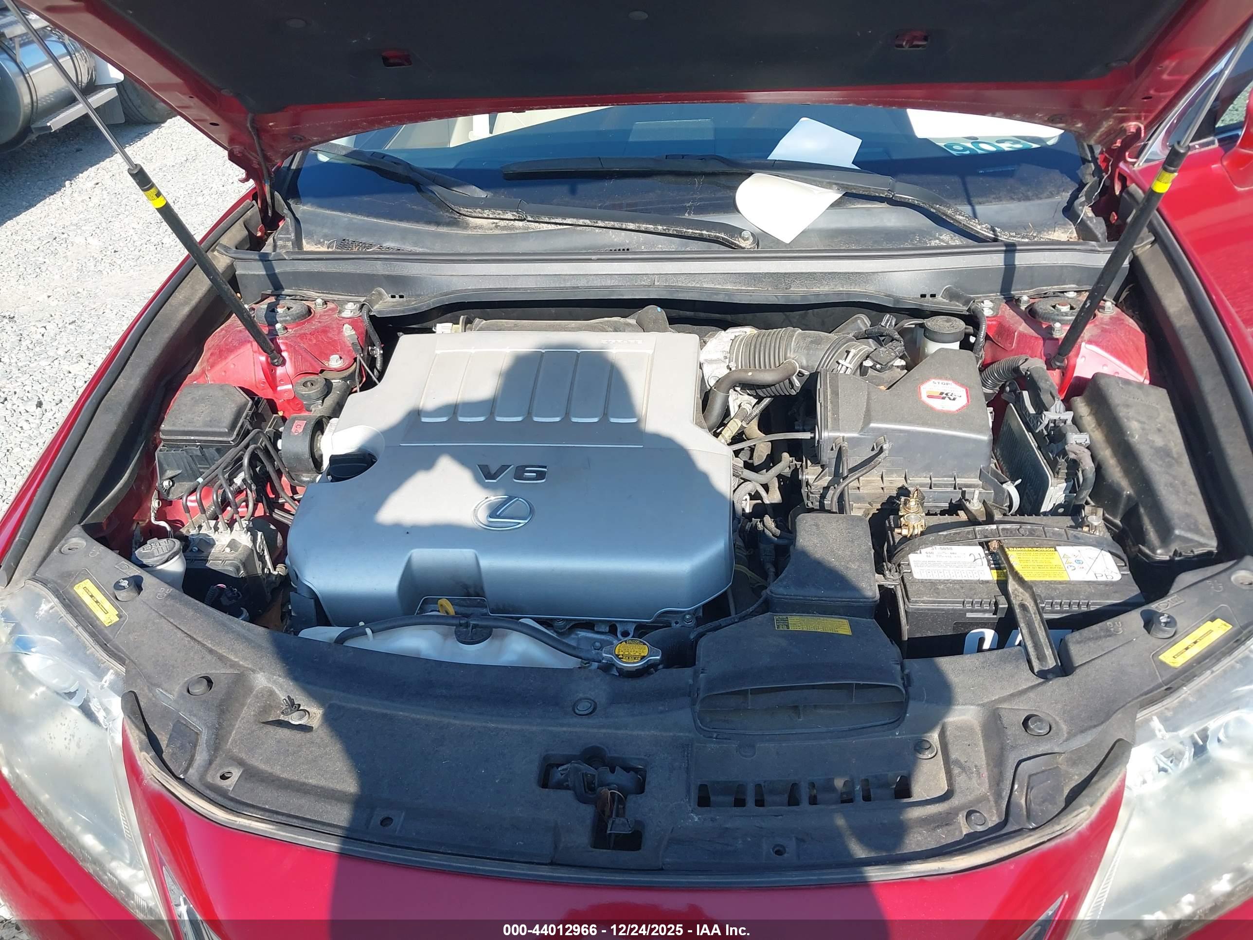LEXUS ES image 10