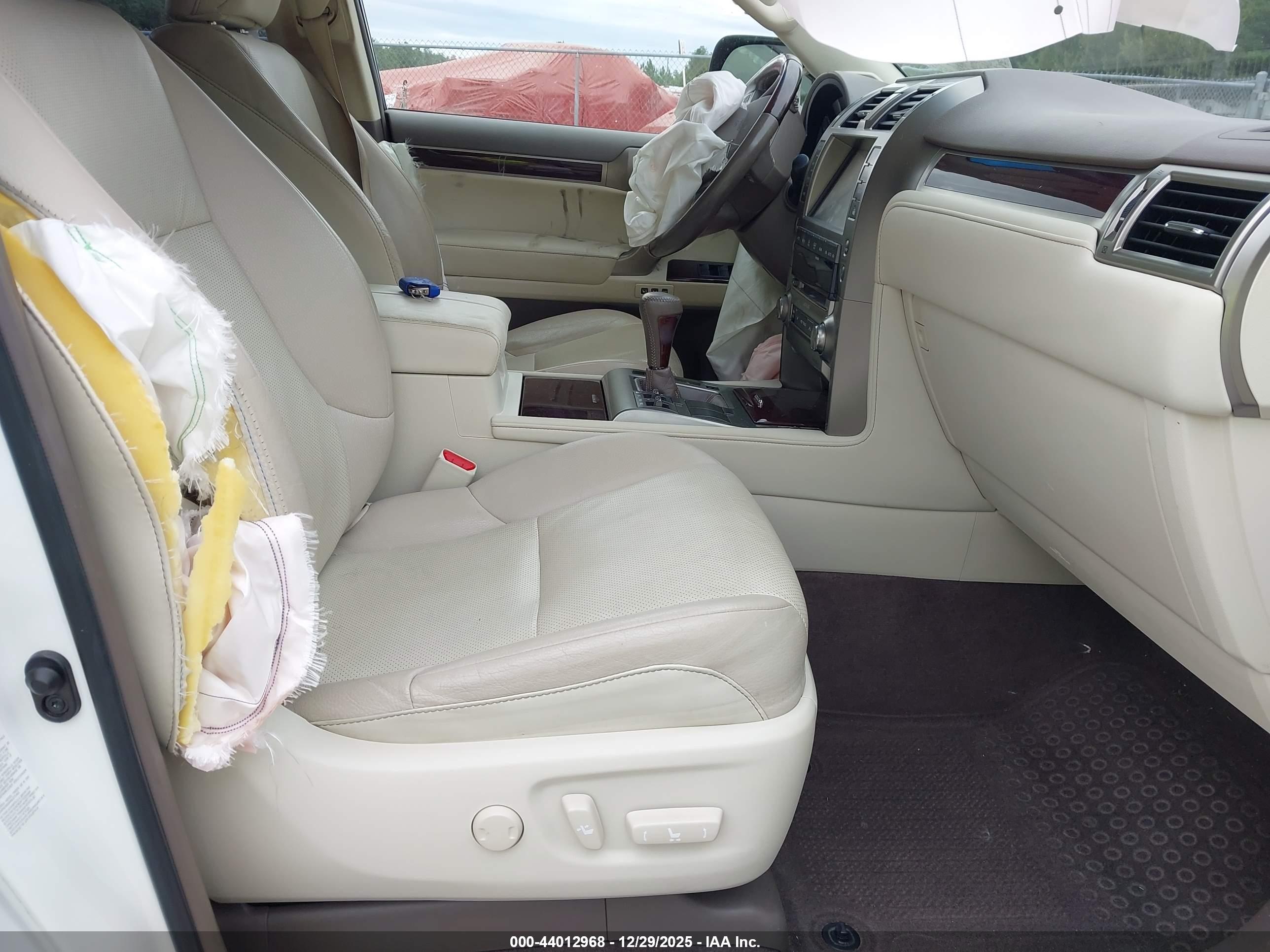 LEXUS GX image 5
