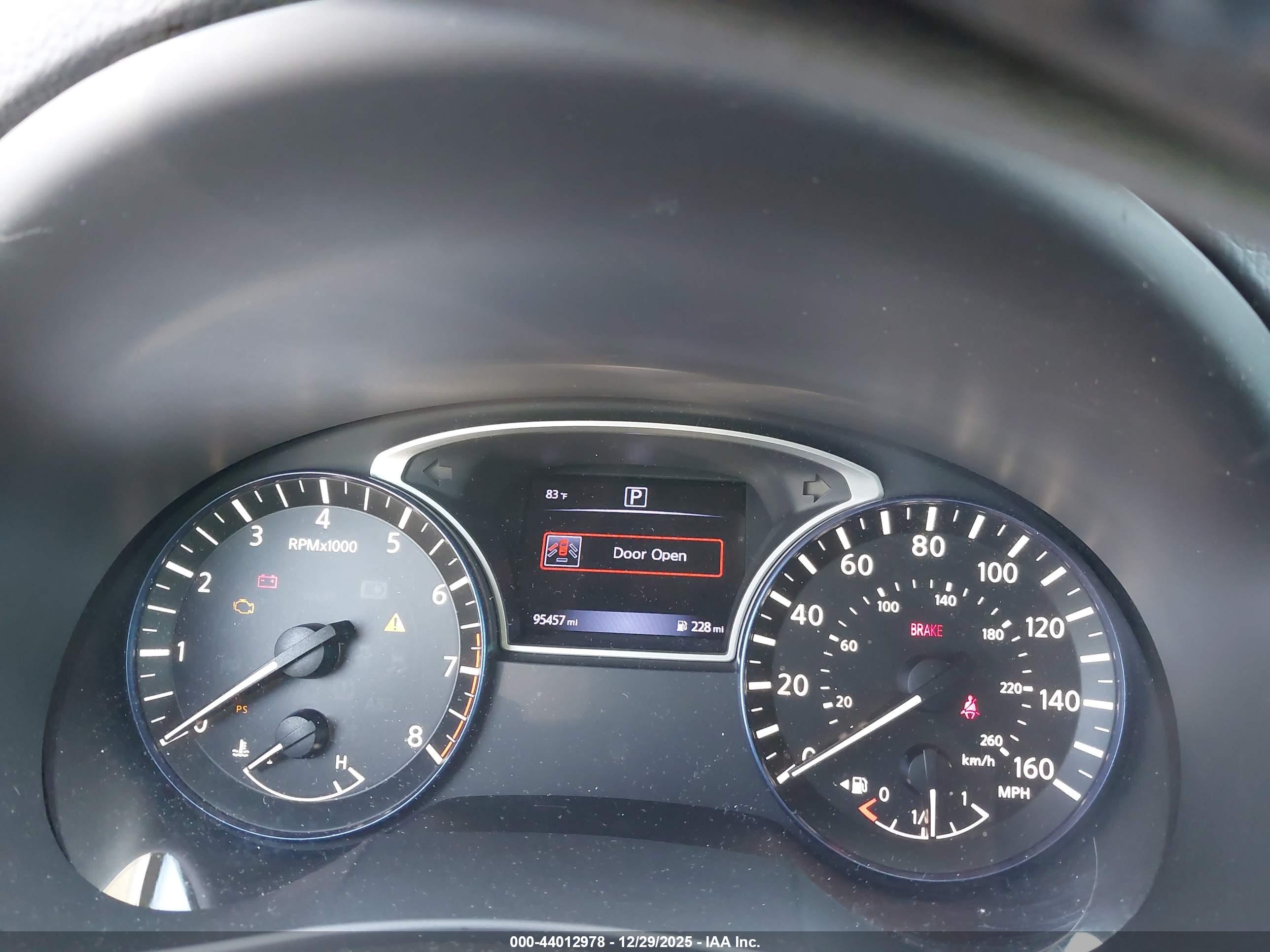 NISSAN ALTIMA image 7