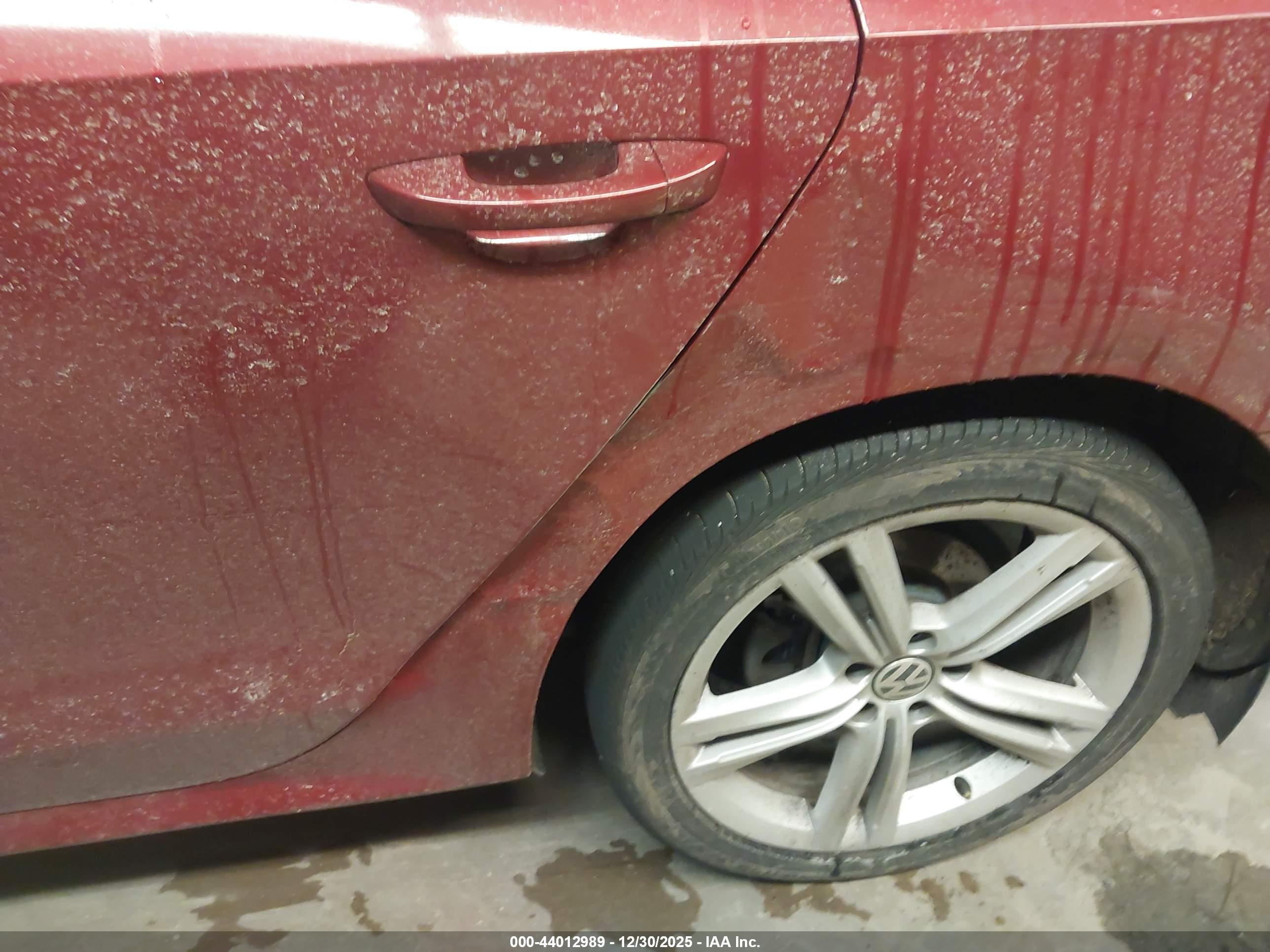 VOLKSWAGEN PASSAT image 6