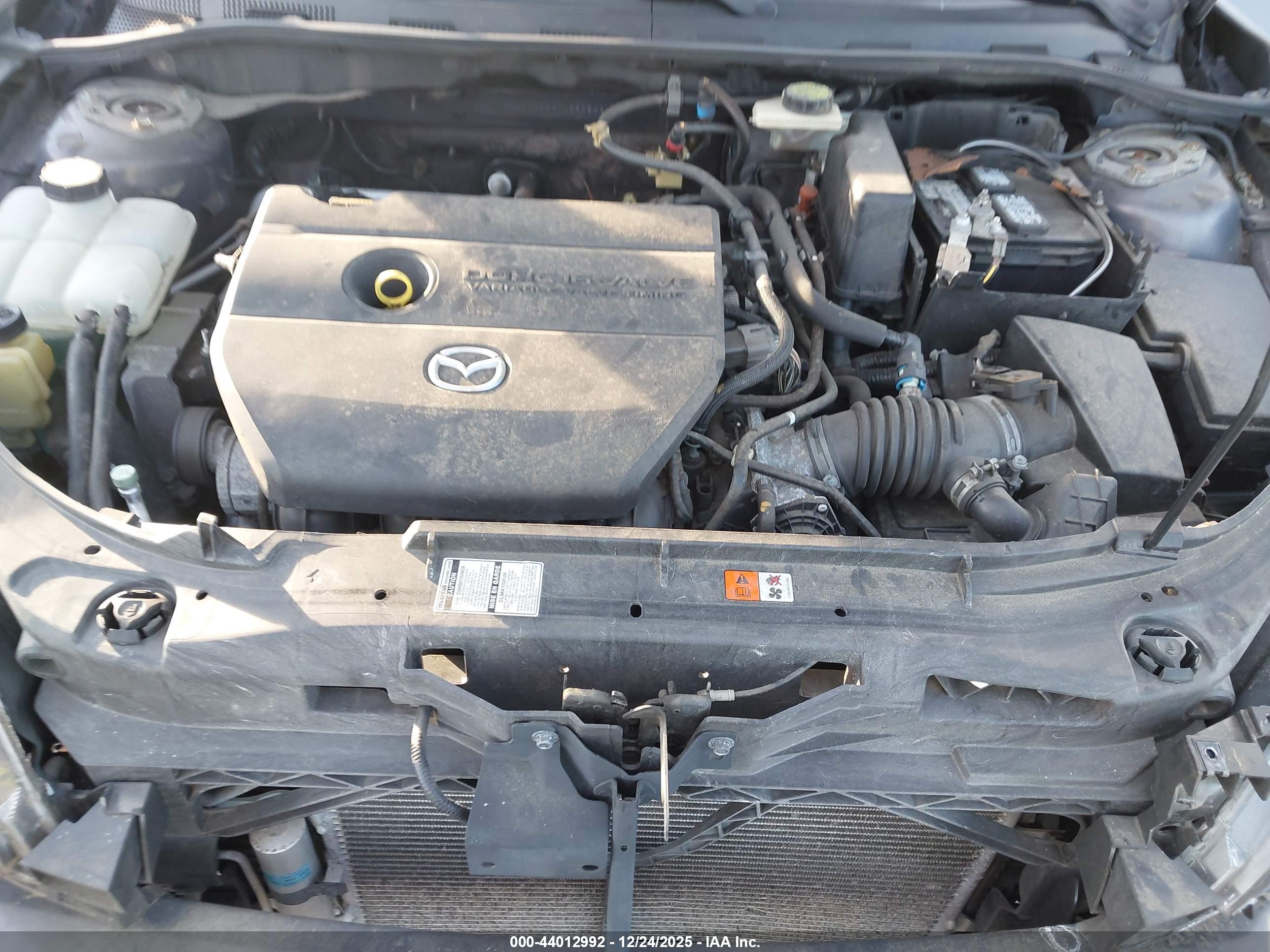 MAZDA MAZDA3 image 10
