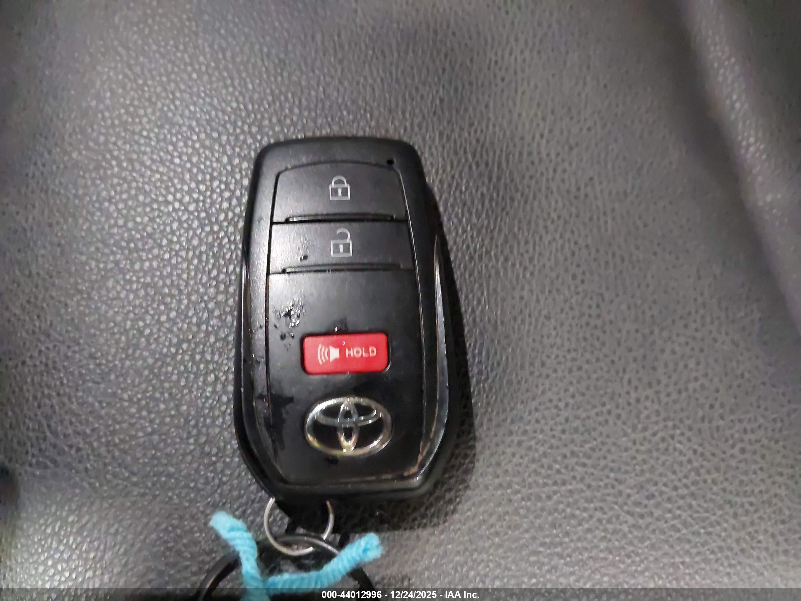 TOYOTA COROLLA image 11