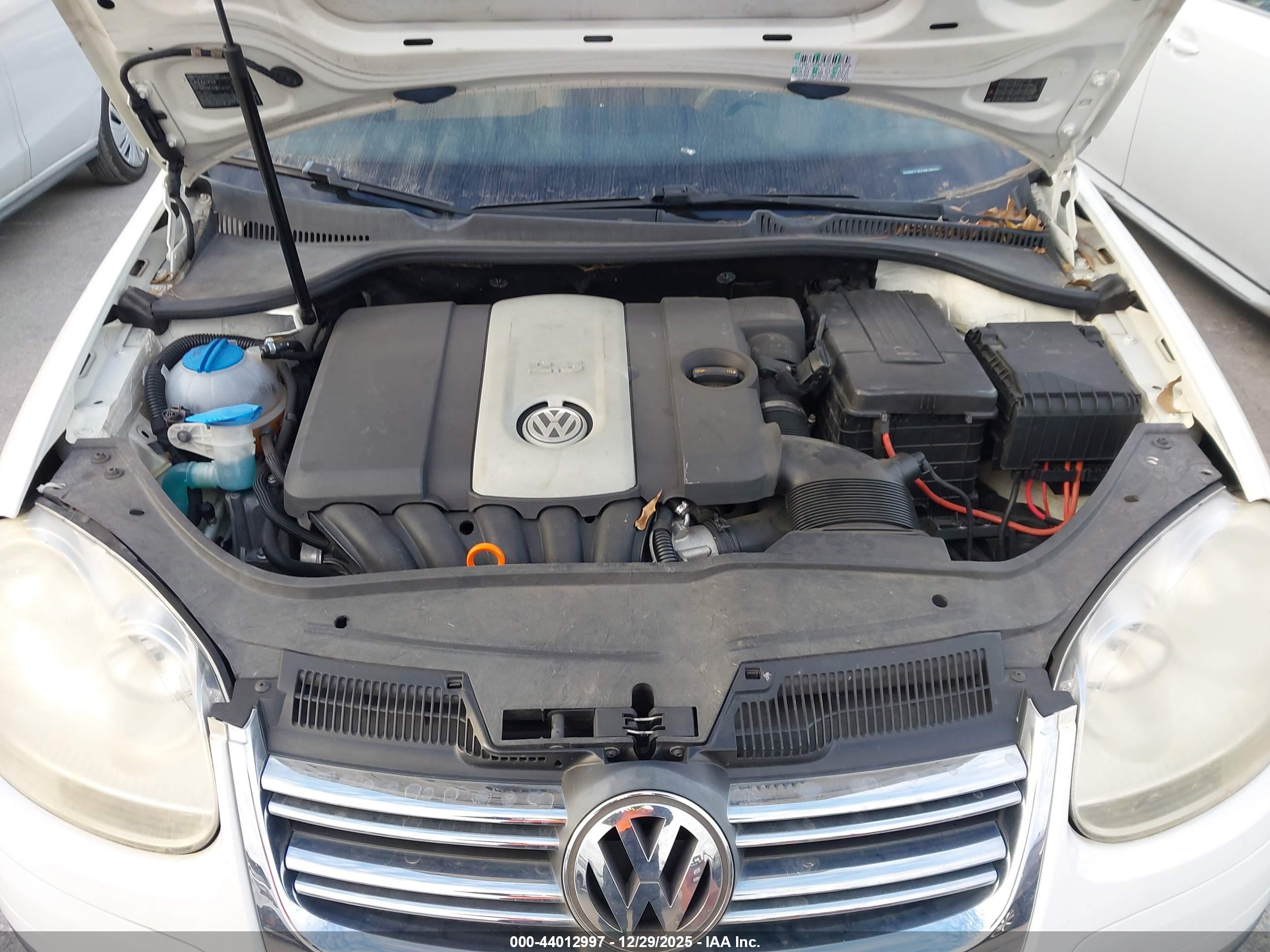 VOLKSWAGEN JETTA image 10