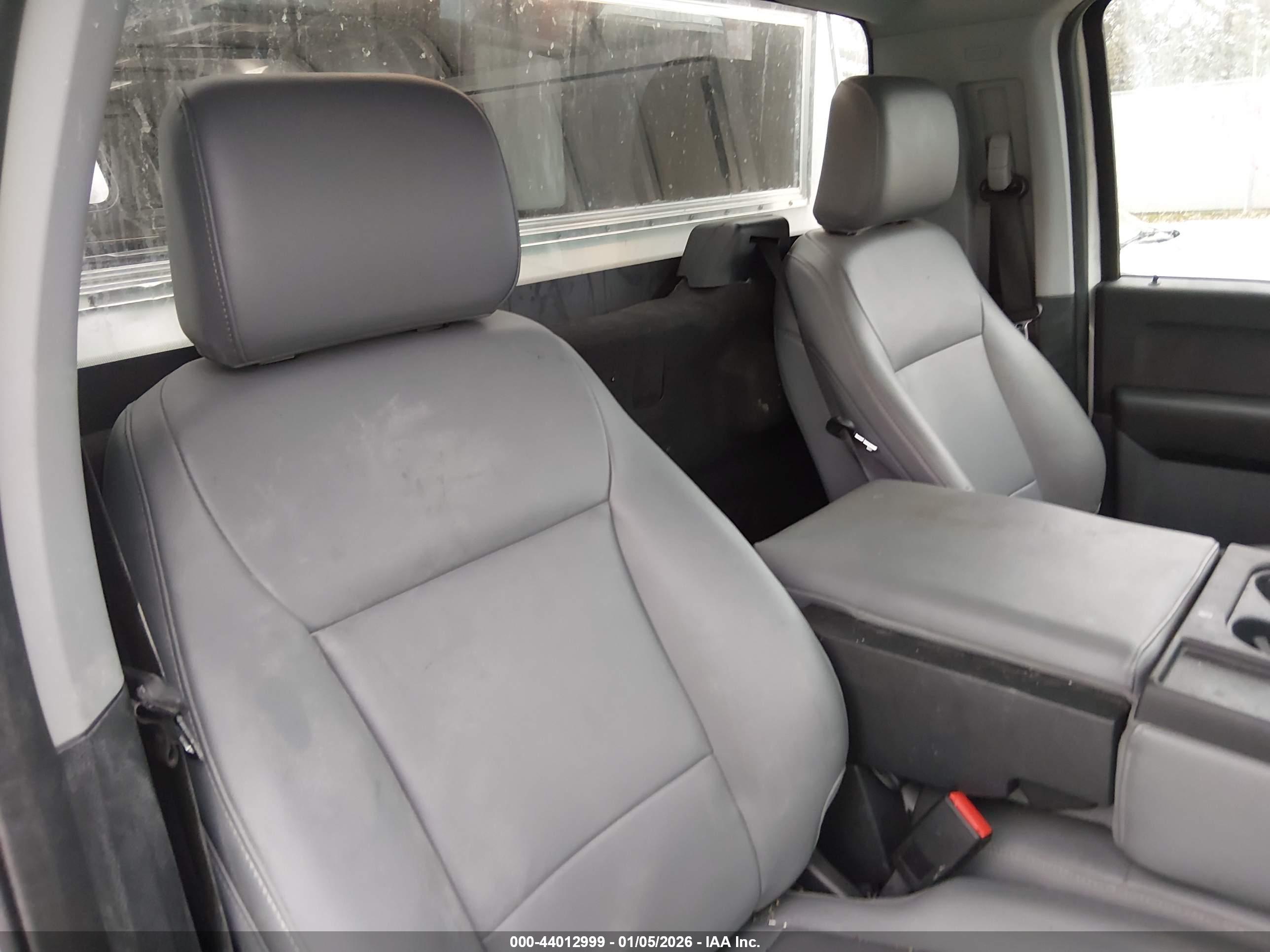 FORD F-150 image 8
