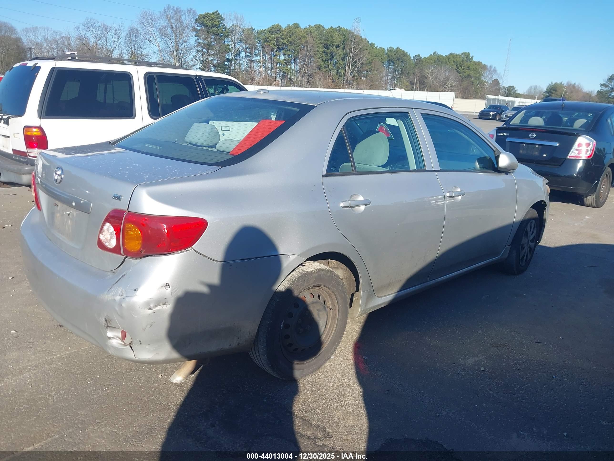 TOYOTA COROLLA image 4