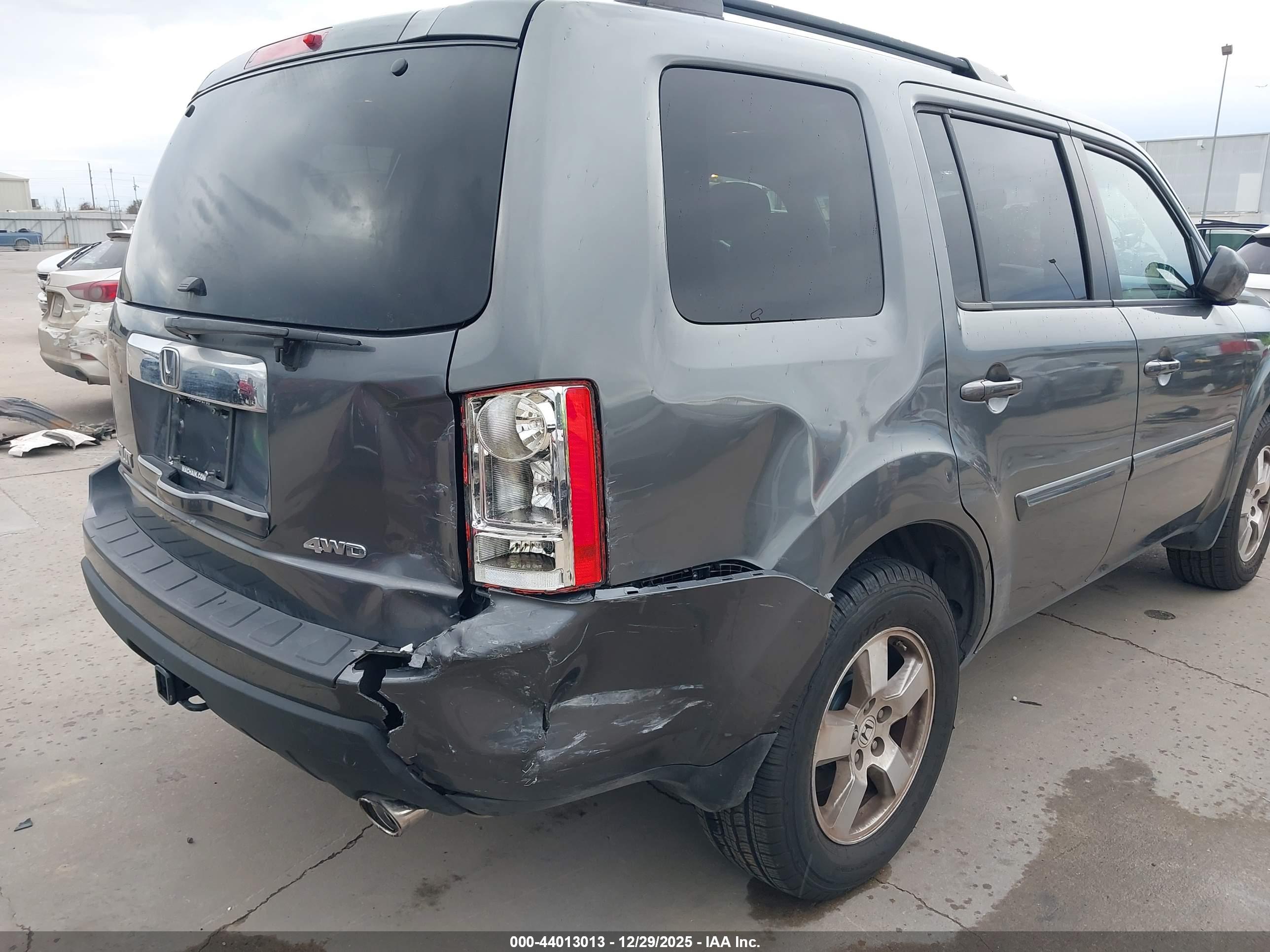 HONDA PILOT image 6