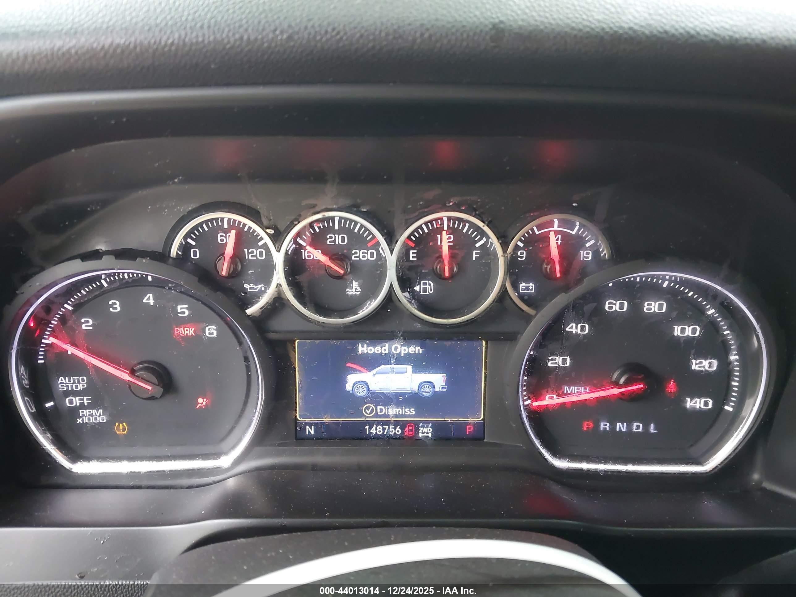 CHEVROLET SILVERADO image 7