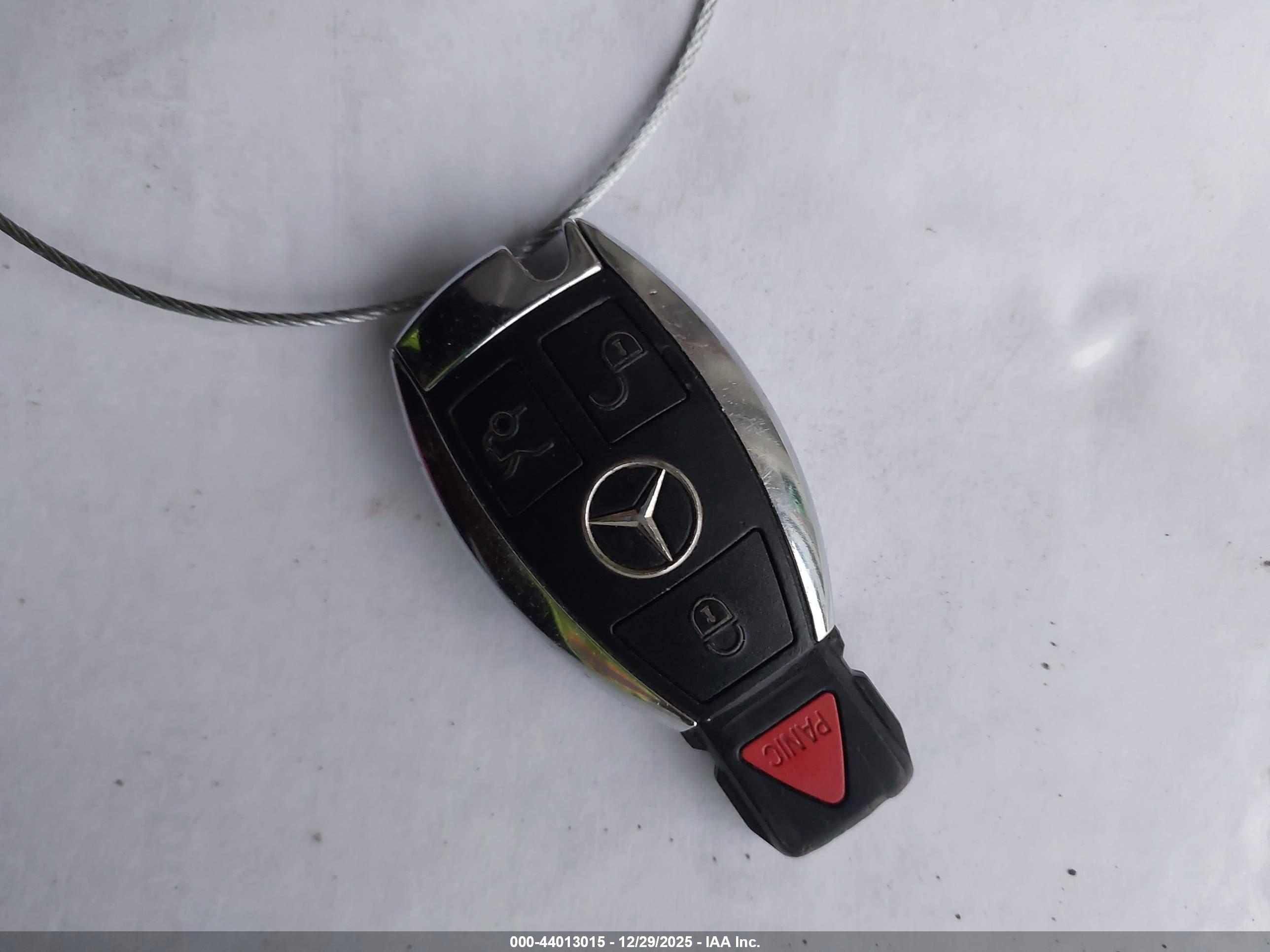 MERCEDES-BENZ C image 11