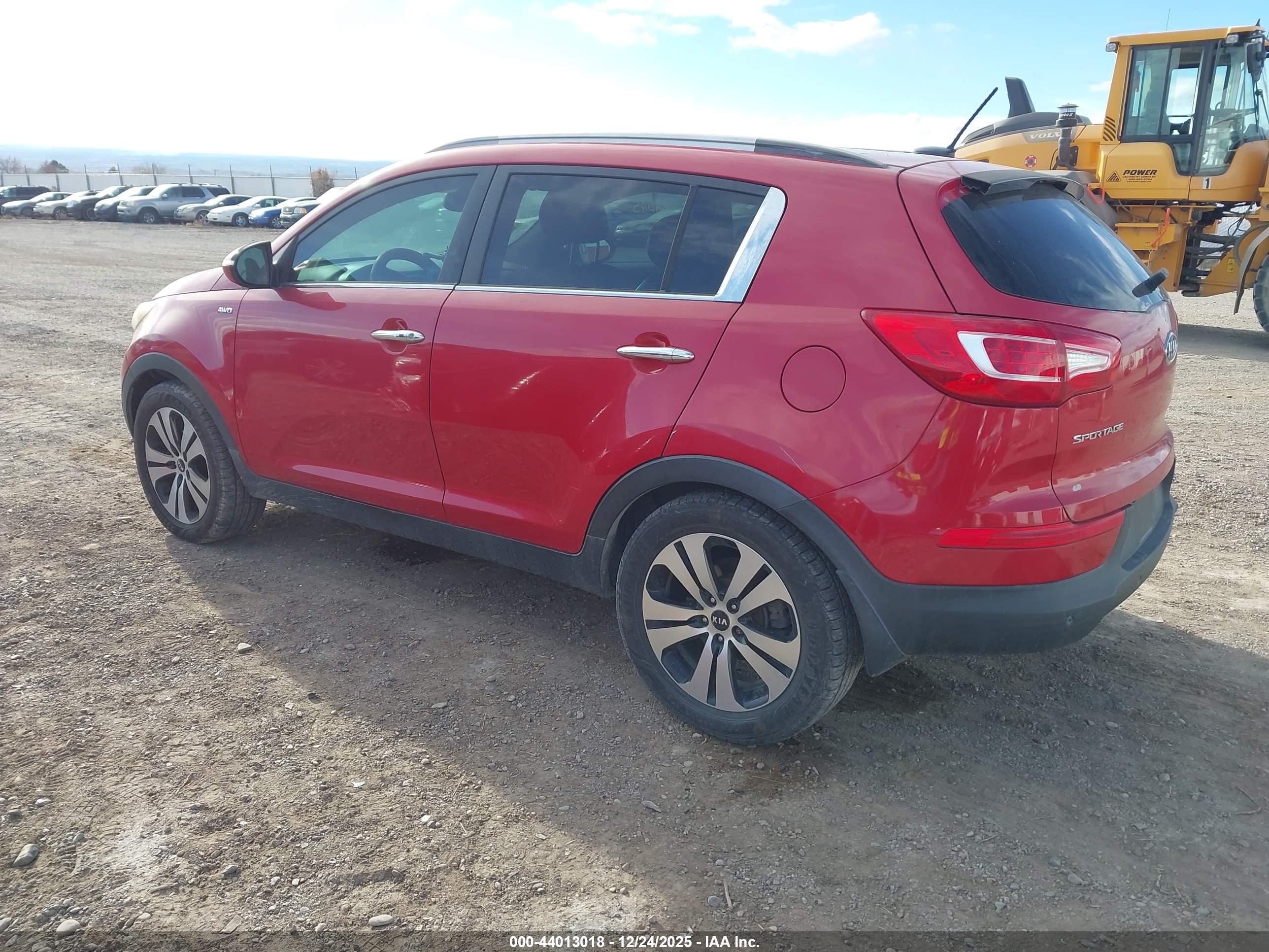 KIA SPORTAGE image 3