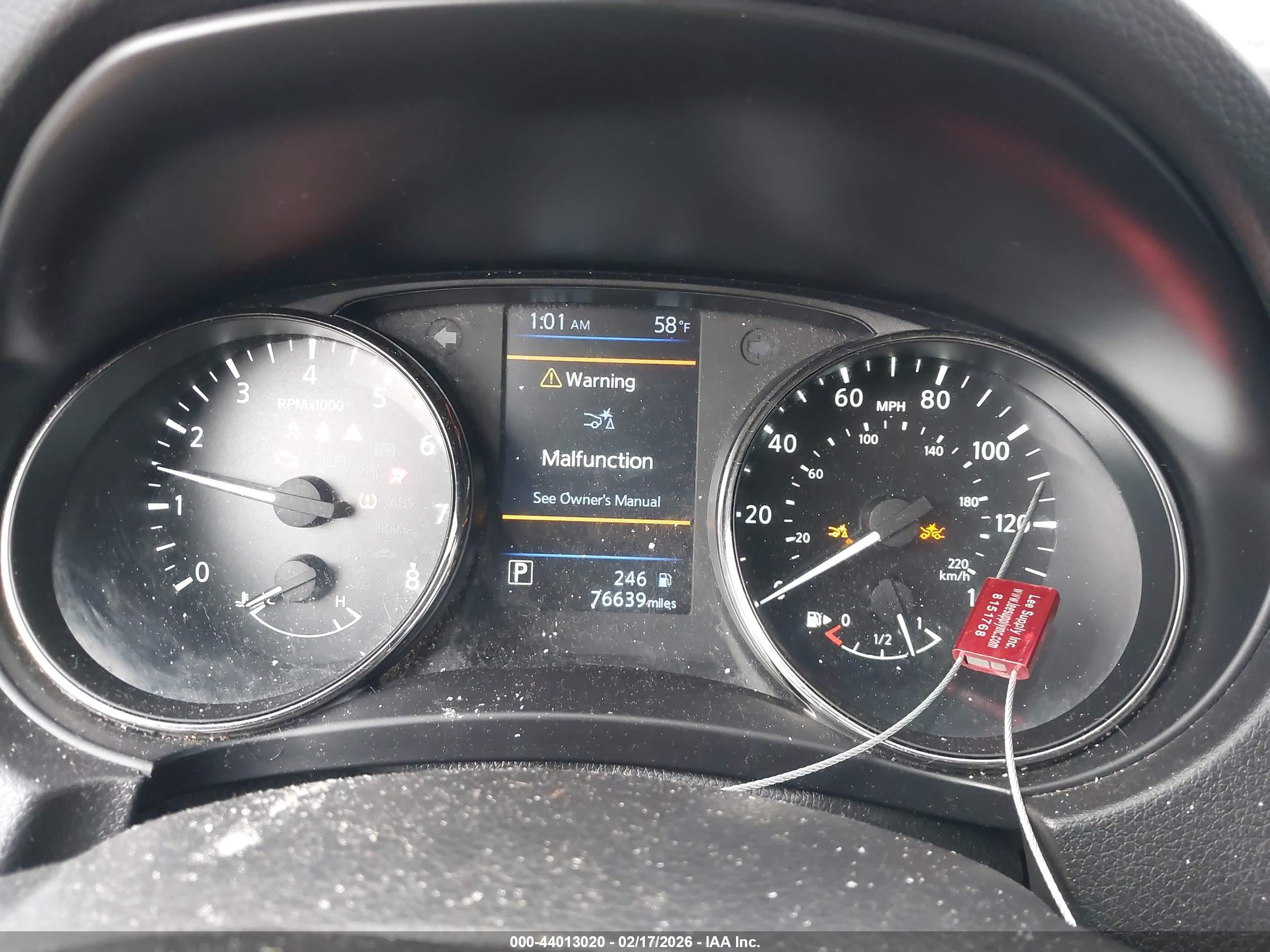 NISSAN ROGUE image 7