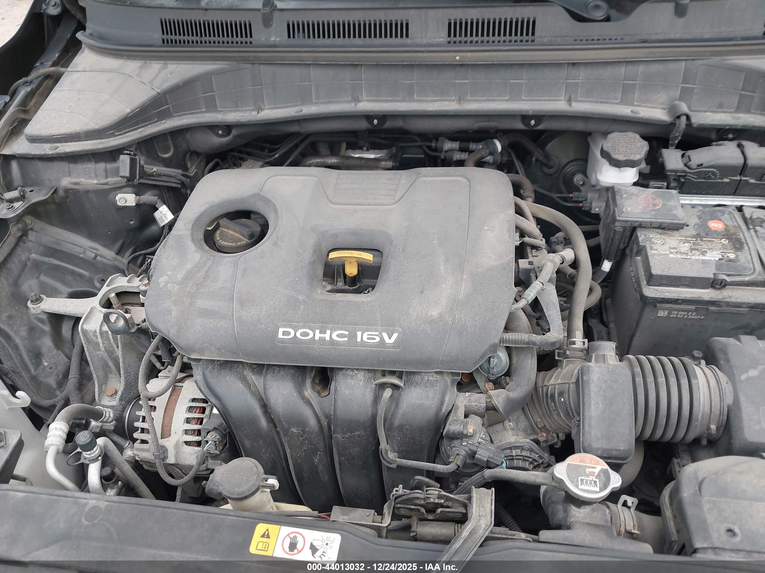 HYUNDAI KONA image 10