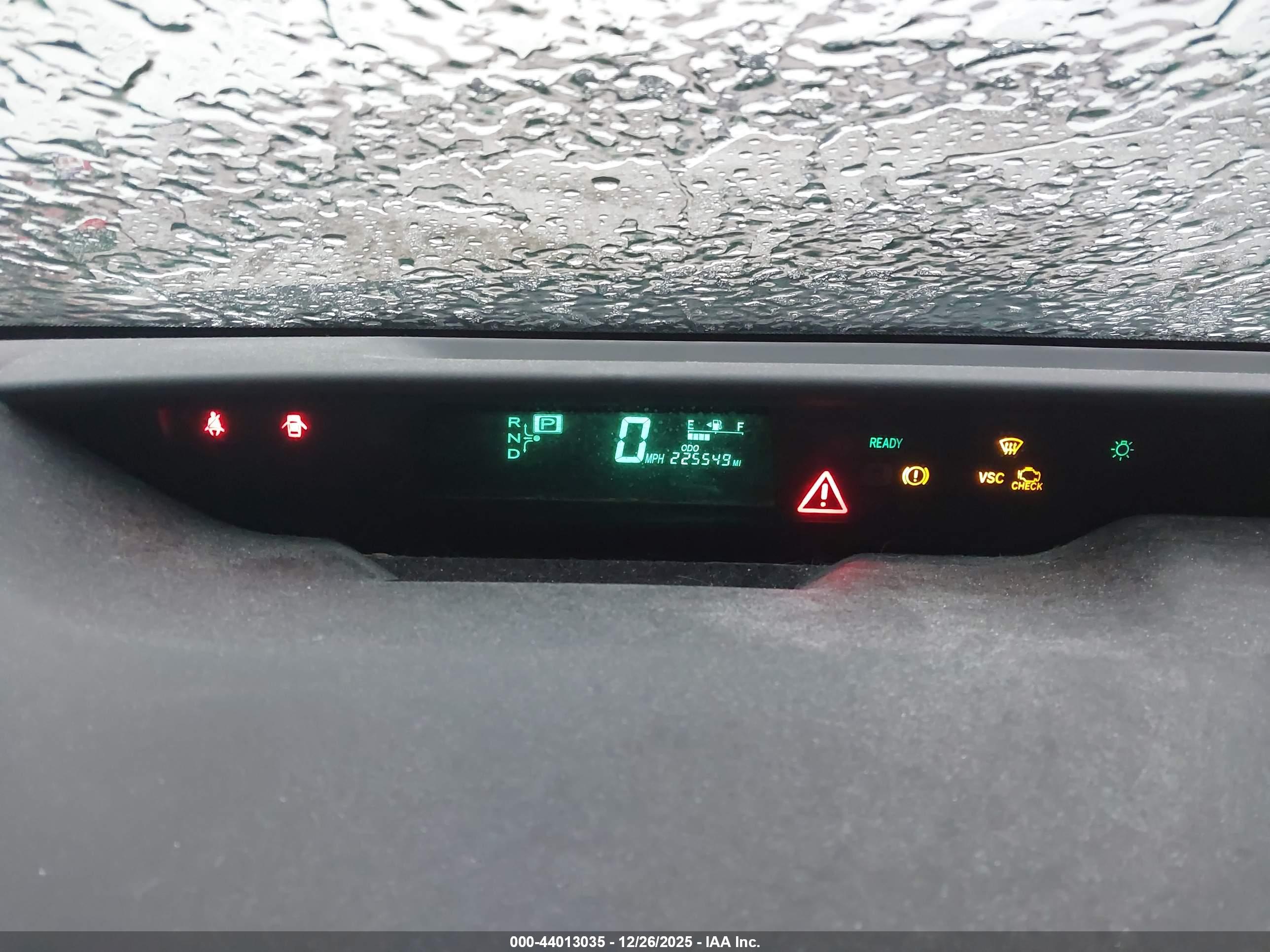 TOYOTA PRIUS image 7