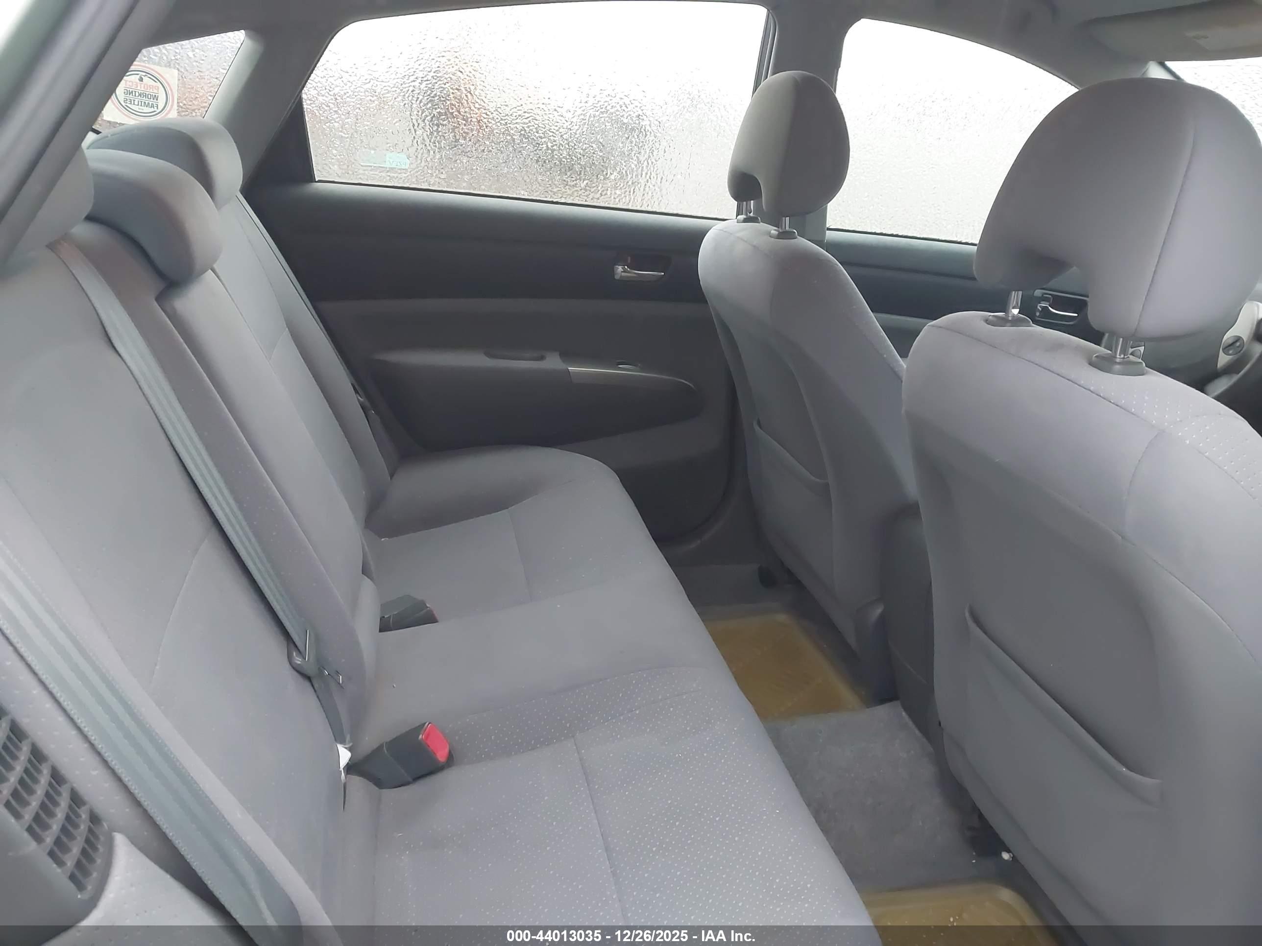 TOYOTA PRIUS image 8
