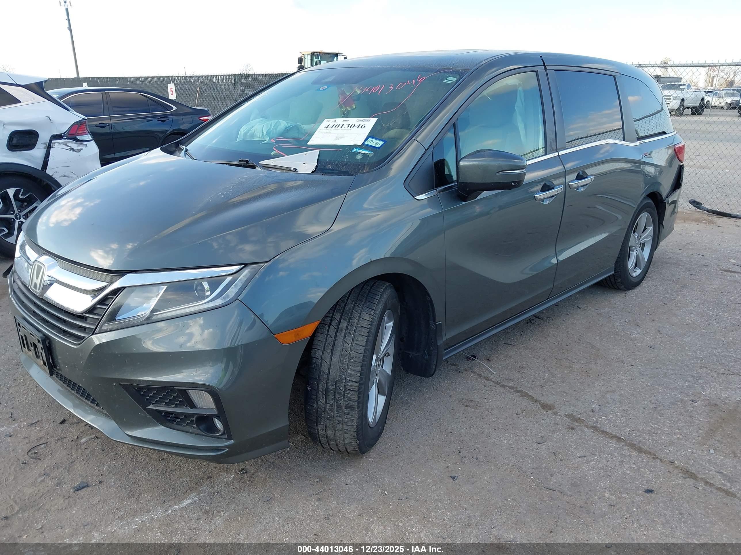 HONDA ODYSSEY image 2