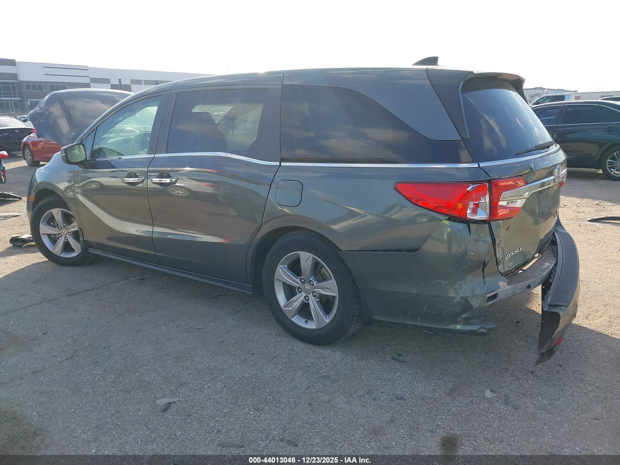 HONDA ODYSSEY image 3