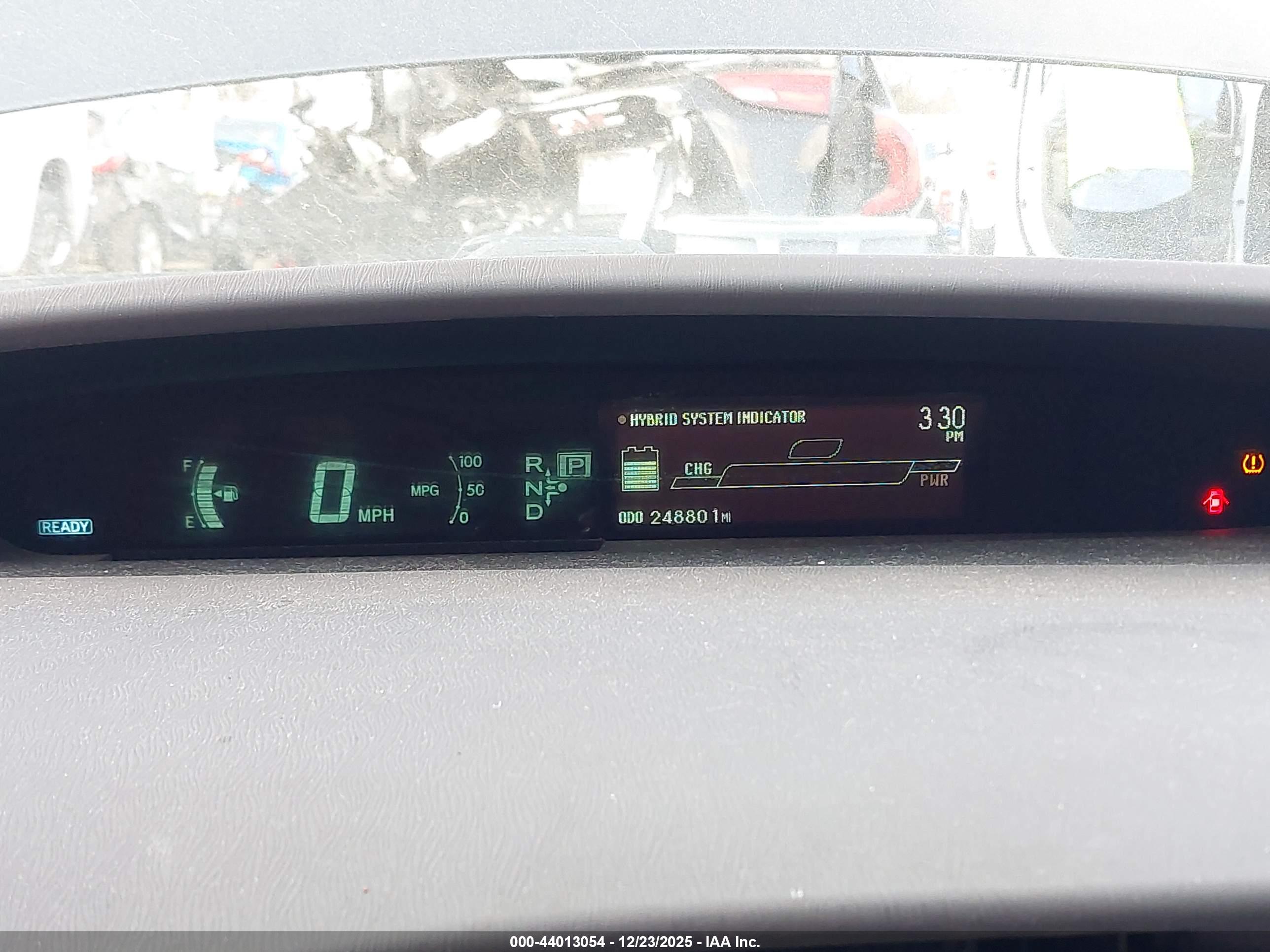 TOYOTA PRIUS image 7
