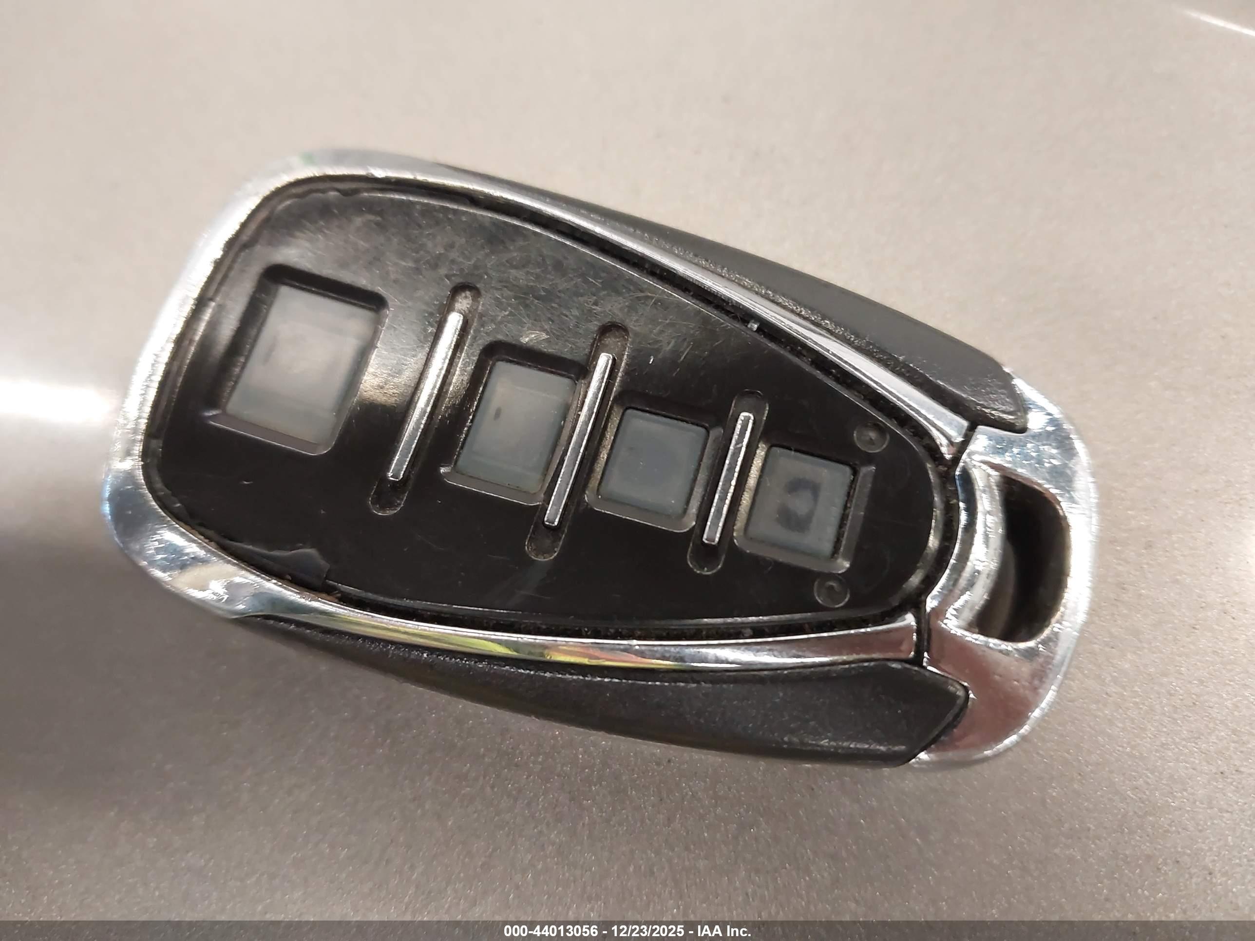 CHEVROLET VOLT image 11