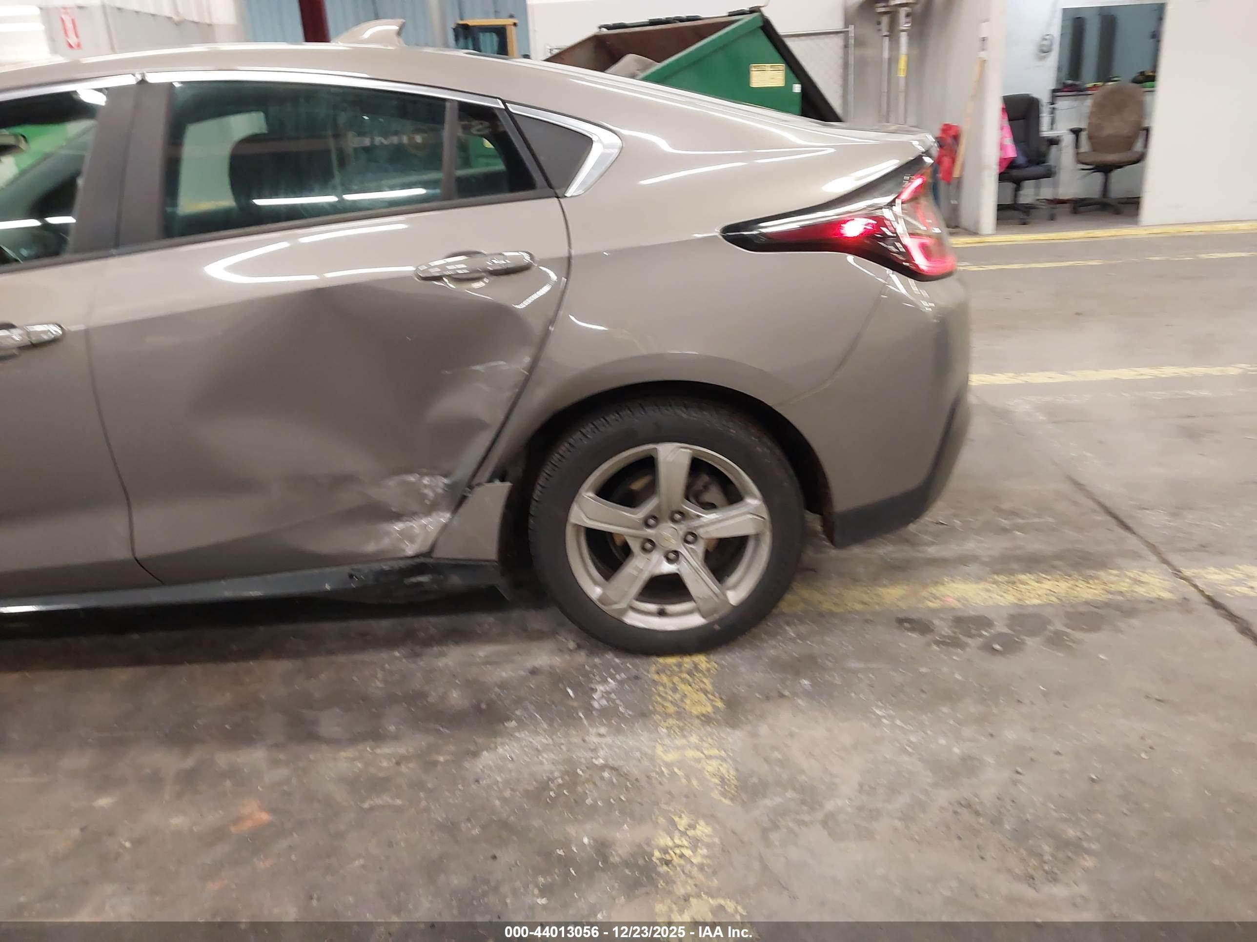 CHEVROLET VOLT image 6