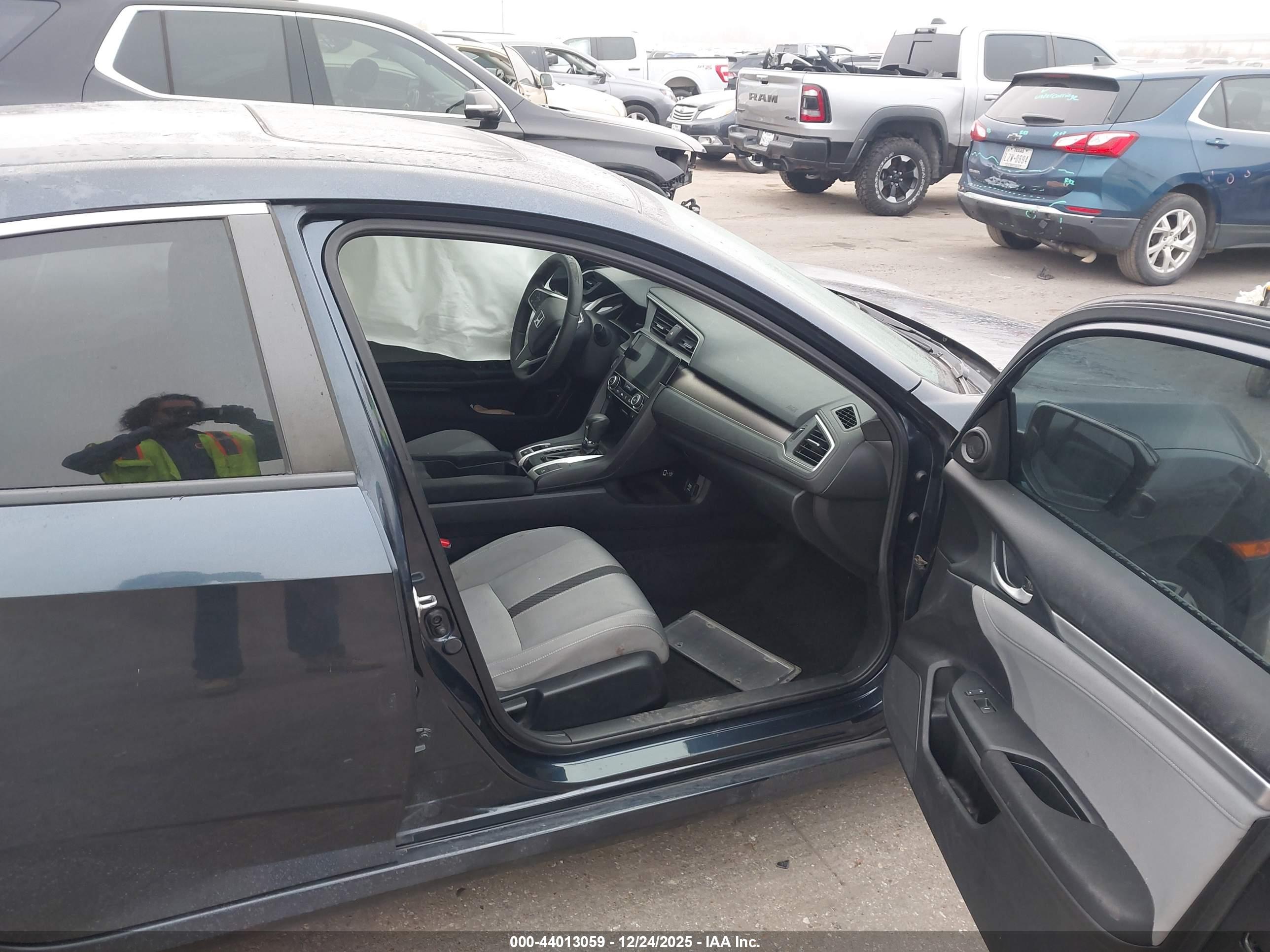 HONDA CIVIC image 5