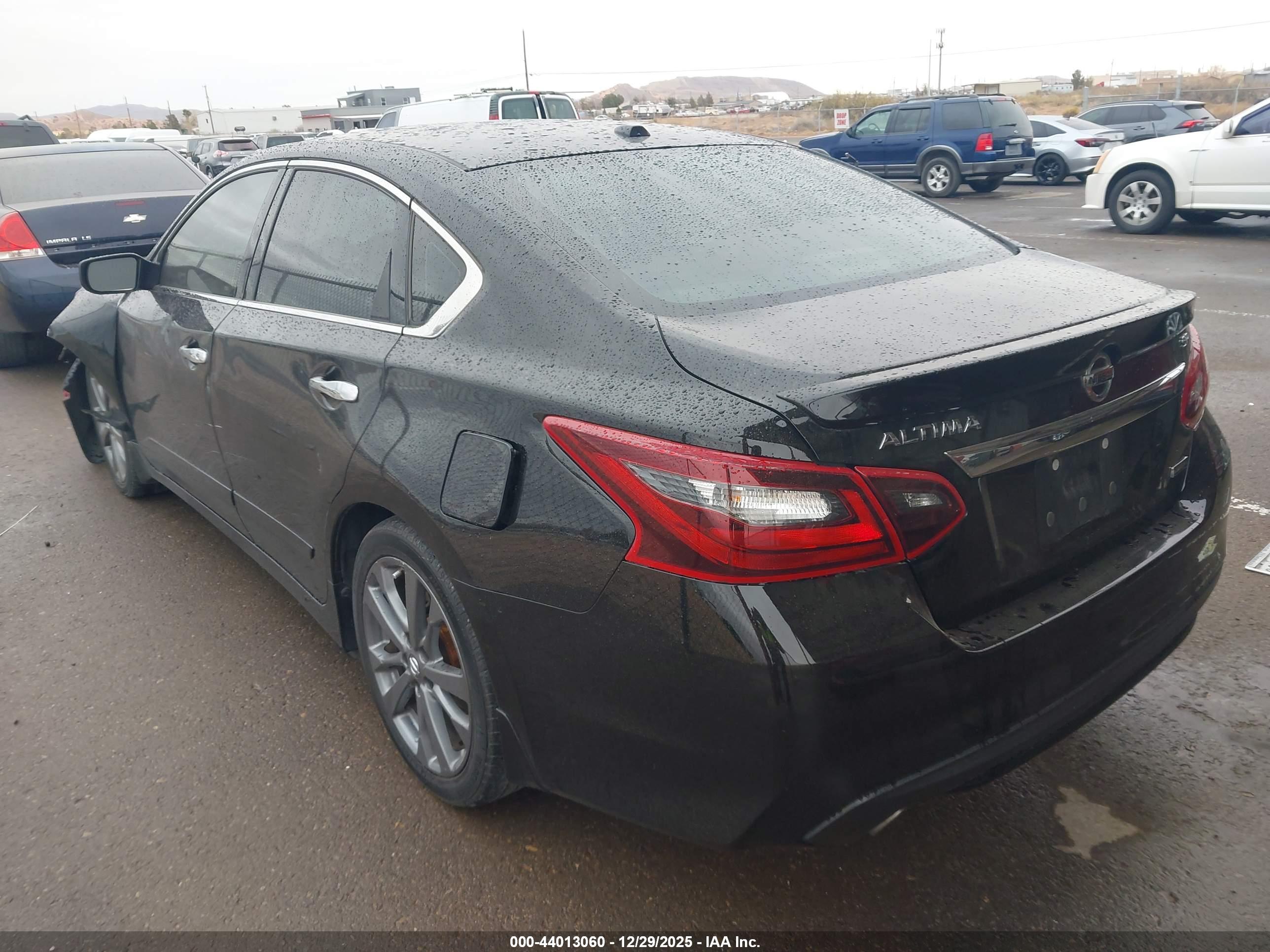 NISSAN ALTIMA image 3